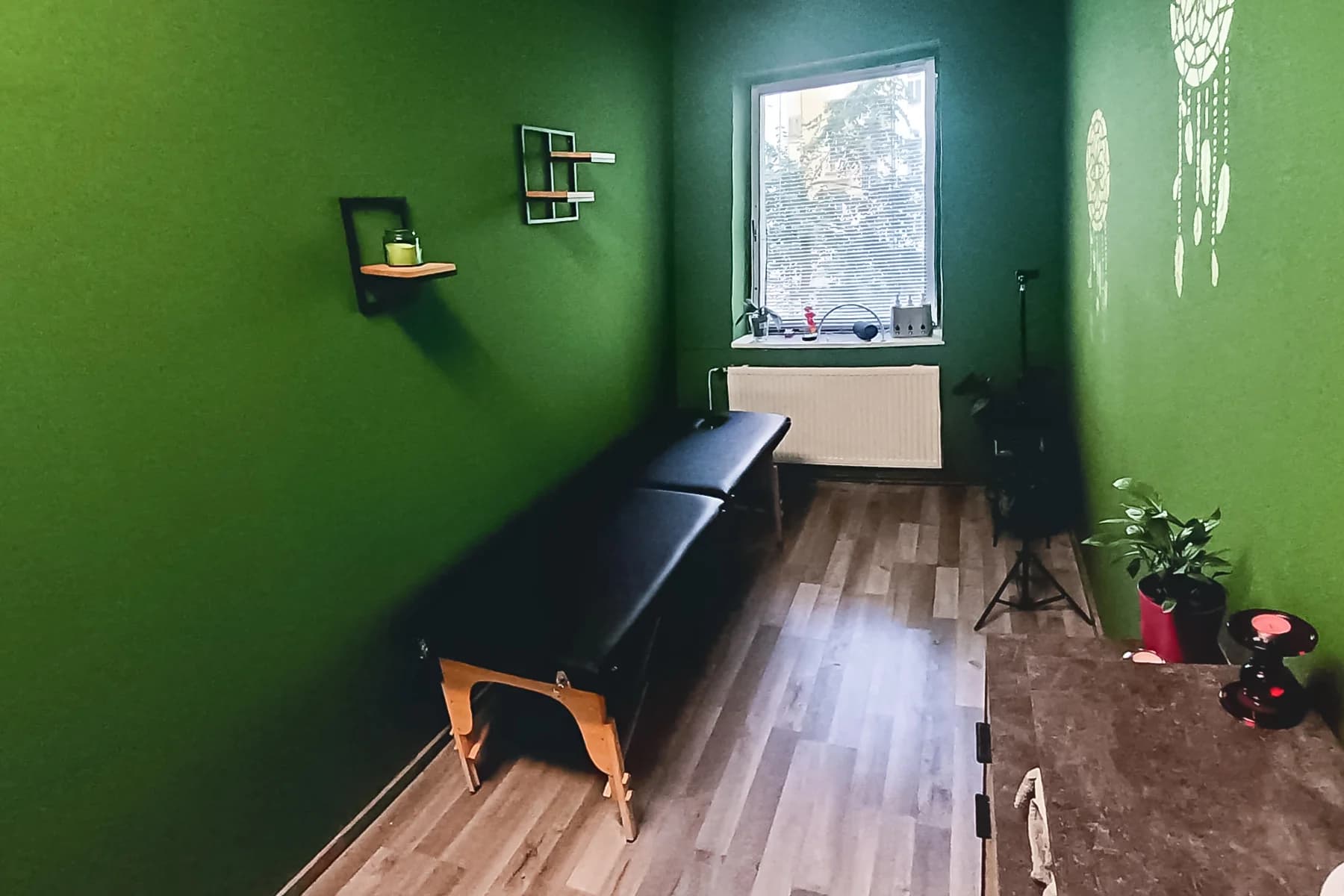 Perfektní relax: uvolňující masáž obličeje, zad a šíje, nohou i celého těla vč. baňkování