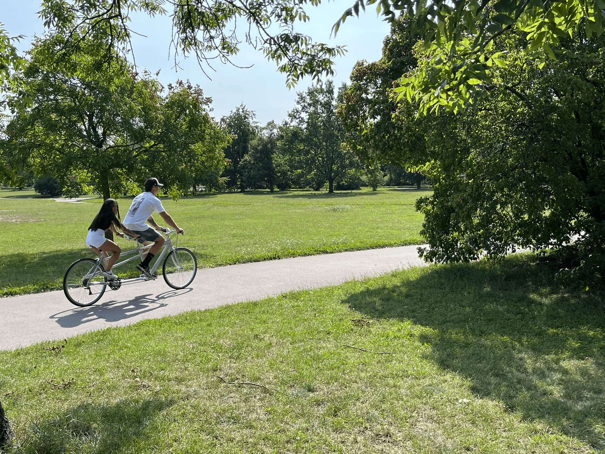 Šlápněte do toho spolu: zapůjčení dvojkola i s mapou doporučených výletů na 1 den