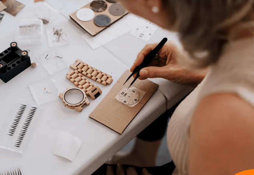 Zážitkový kurz výroby dřevěných hodinek