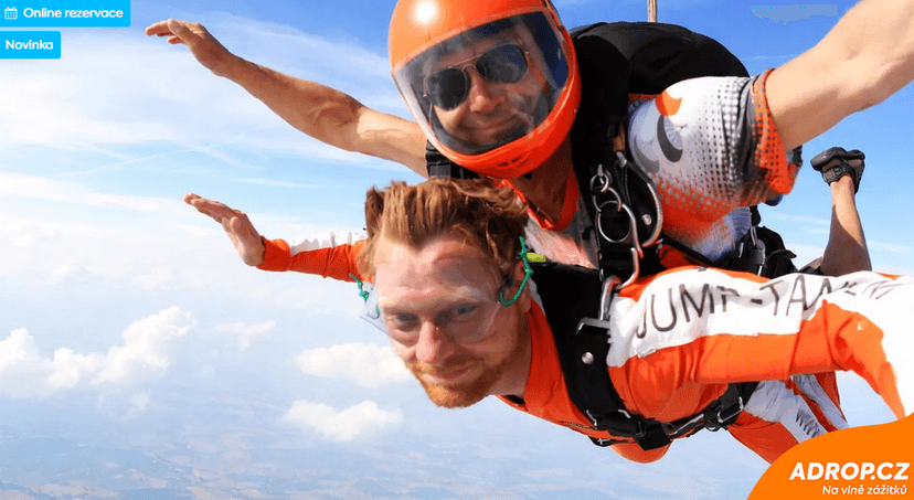 Tandemové seskoky z 6 tisíc metrů