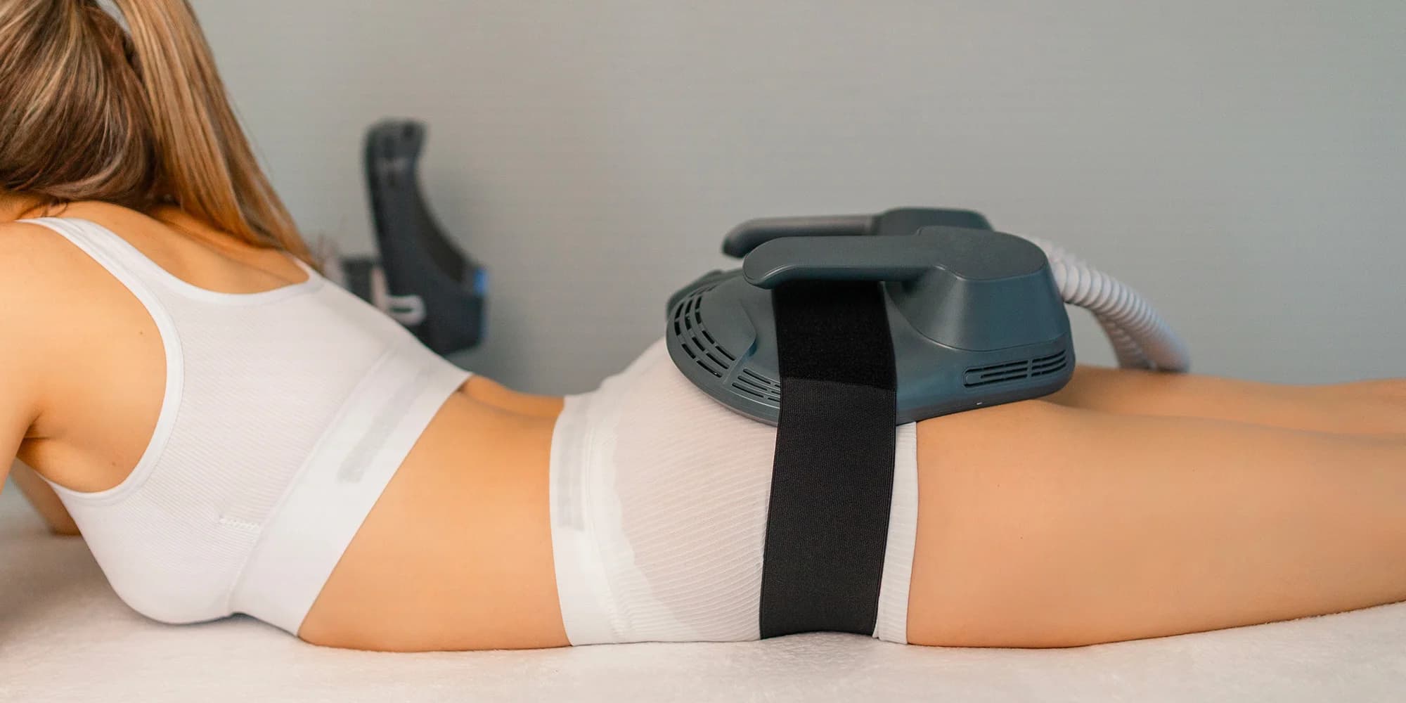 EMS Zero: zpevnění těla a redukce tuku, ošetření až 4 partií současně