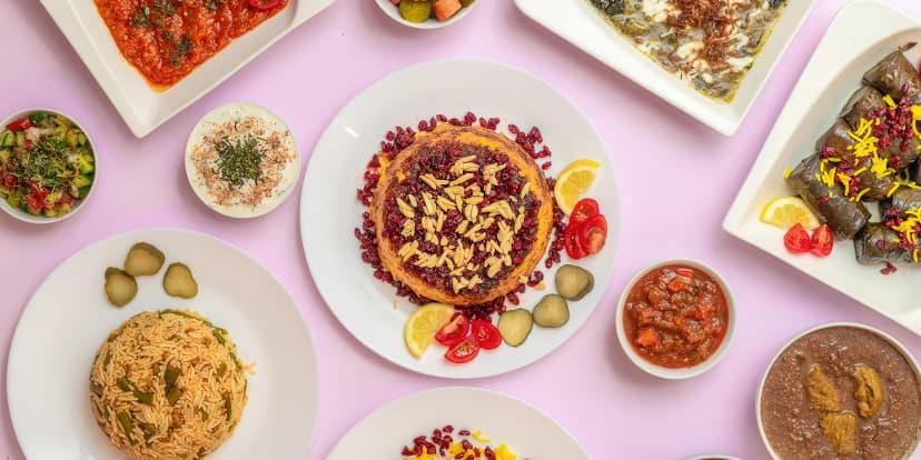 Originální perské menu pro 2 nebo 4 osoby: polévka, hlavní chod, salát i nápoj