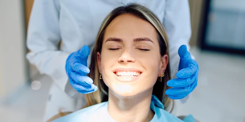 Zářivý úsměv: vstupní dentální hygiena na Praze 6 pro dospělé a mládež od 15 let