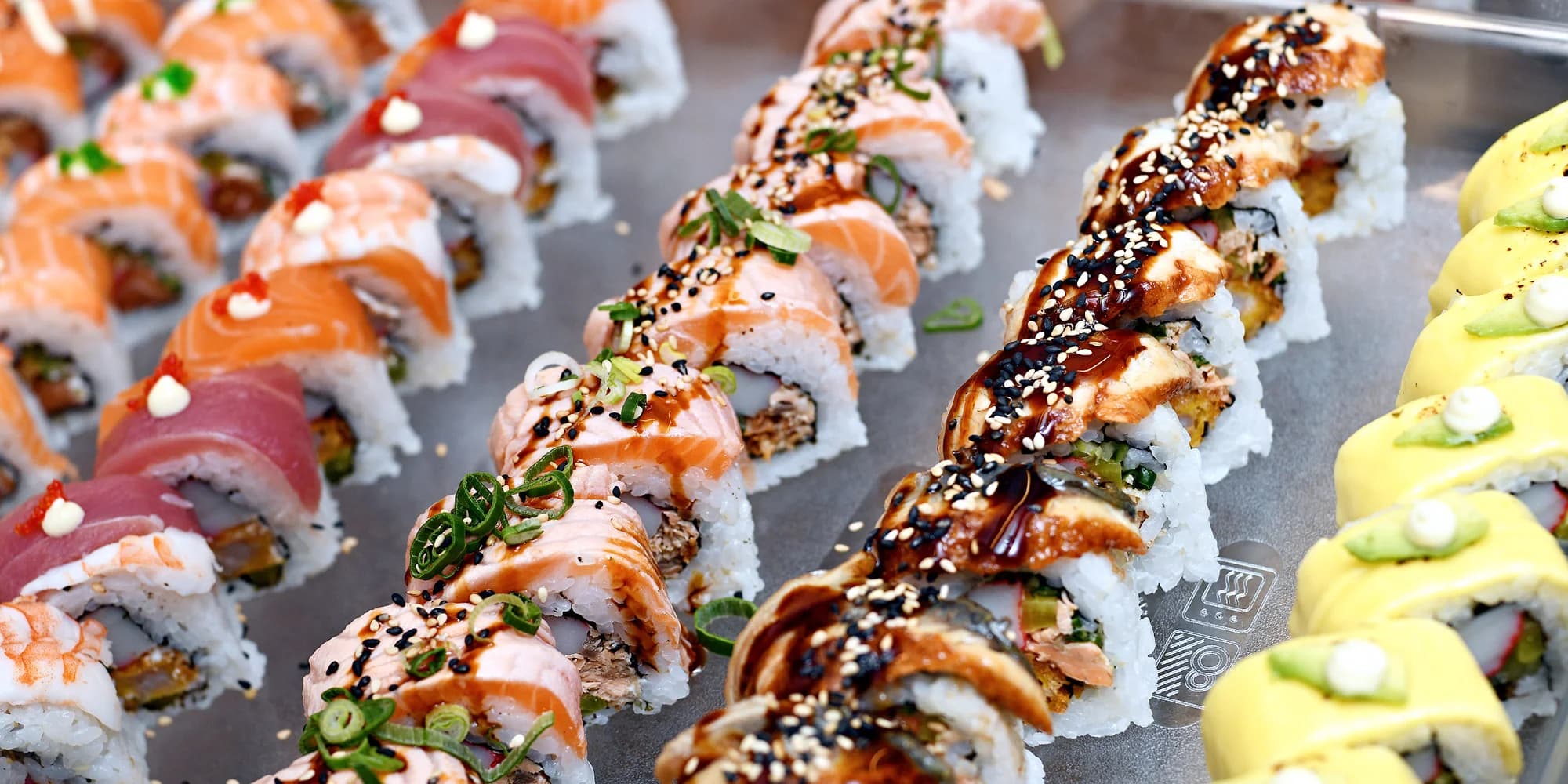 Snězte, co můžete v Bufet GoWok na Smíchově: sushi, wok i grilované speciality a nápoj