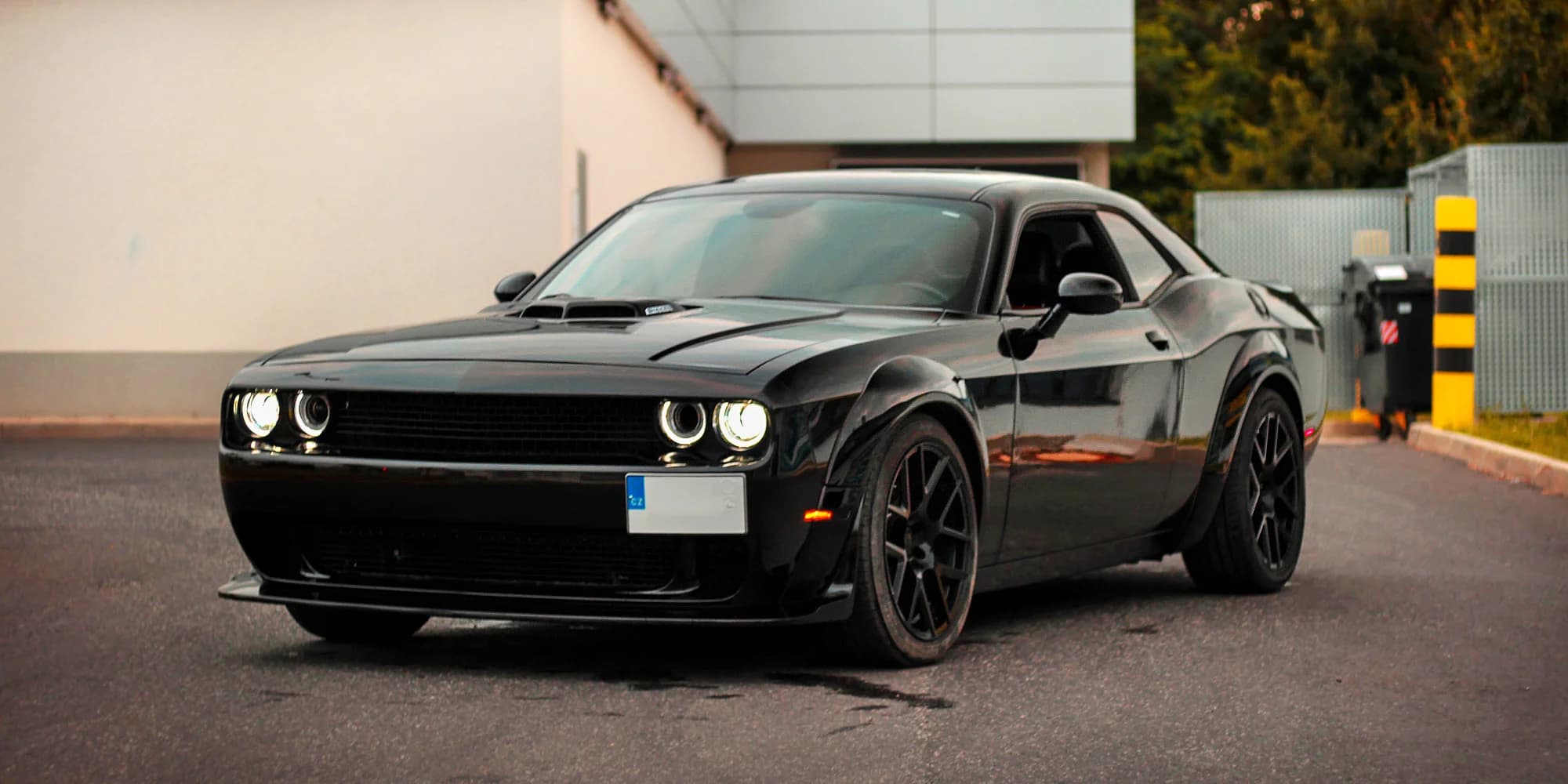 Superjízda v nadupaném Dodge Challenger 2015 Shaker na 15 min. až 24 hod.
