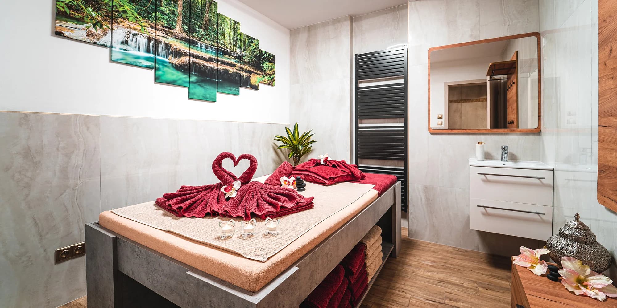 Až 90 min. relaxu na thajské masáži: tradiční, aroma i lávovými kameny