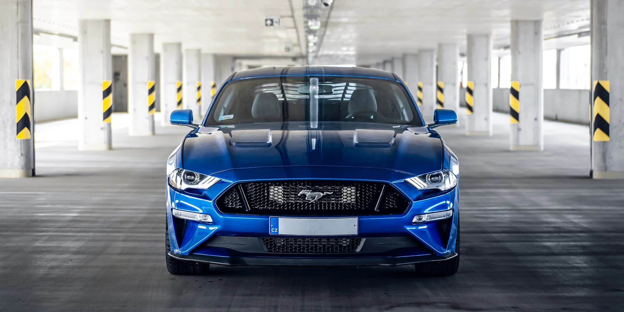 750 koní už na vás čeká: Mustang GT Supercharger na 15–50 min.