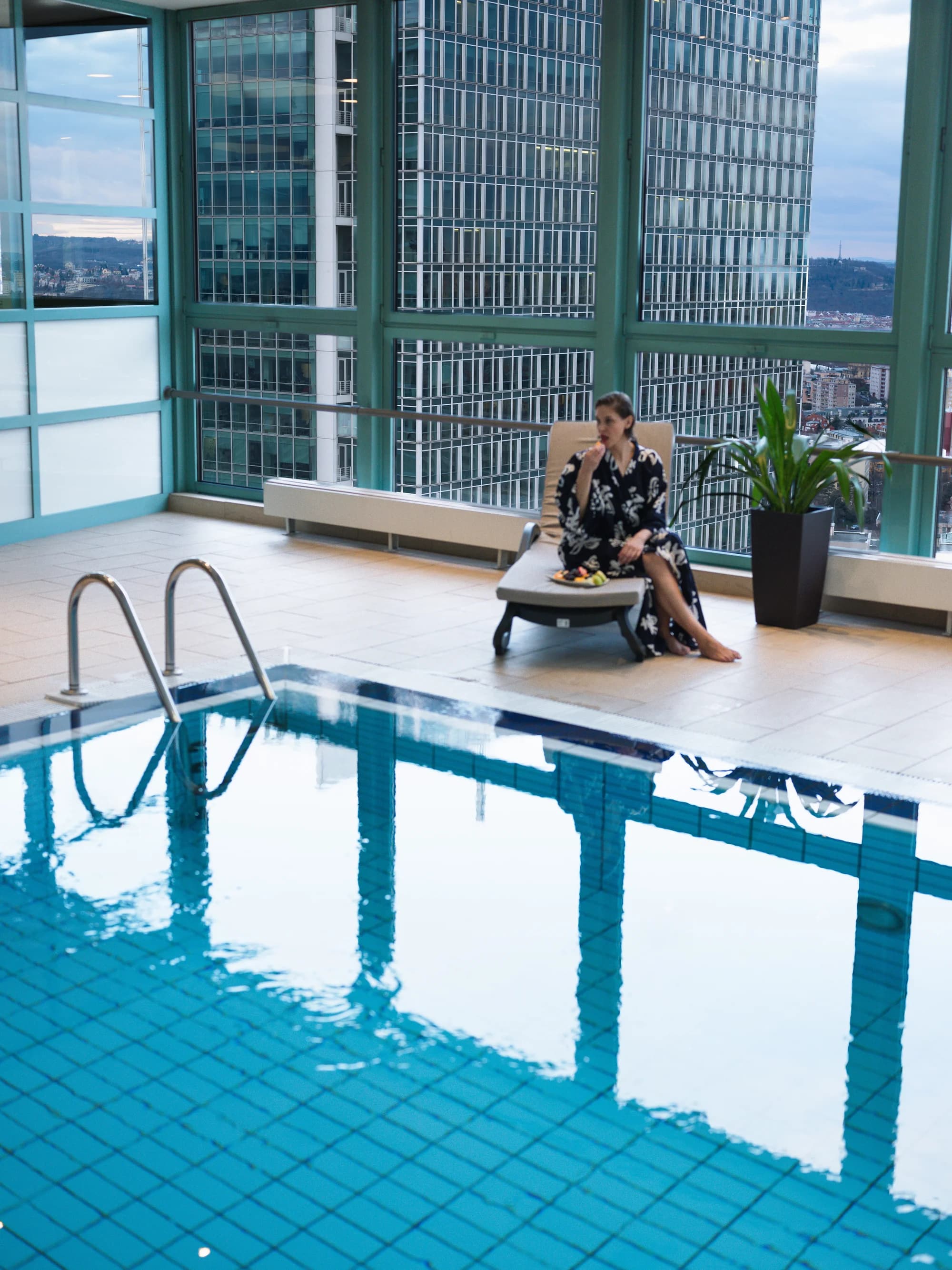 2,5 hodiny ve wellness hotelu Panorama: bazén, sauna, vířivka a božský výhled