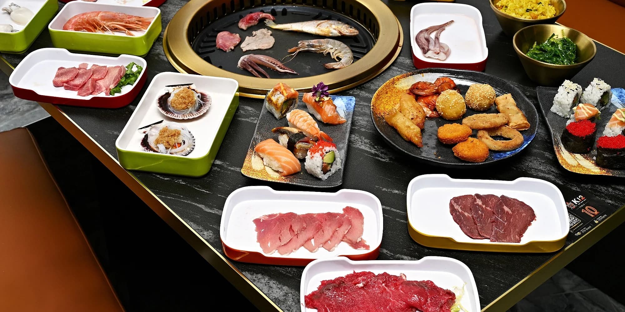 Nová all you can eat restaurace přímo na Václavském náměstí: sushi, wok a BBQ