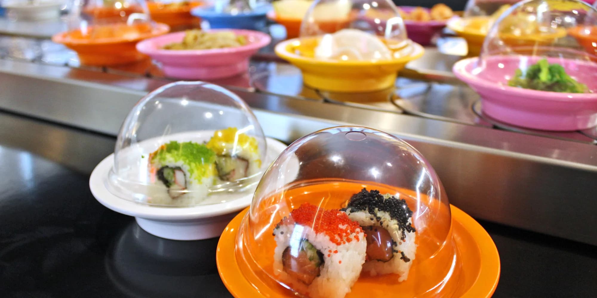 Running sushi v Hradci Králové: 1,5 h konzumace asijských pochoutek pro dospělé i děti