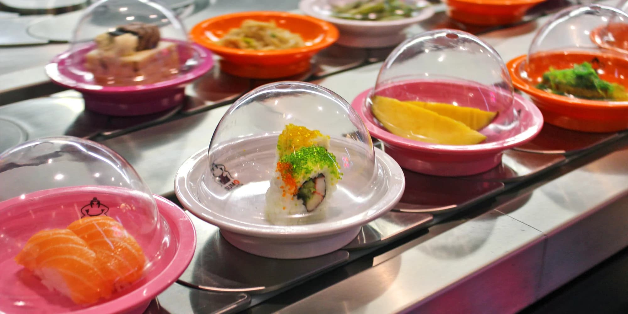 Running sushi v Hradci Králové: 1,5 h konzumace asijských pochoutek pro dospělé i děti