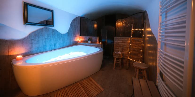 Privátní wellness: 120 nebo 180 min. vířivky, sauny a relaxační místnosti pro 2 osoby