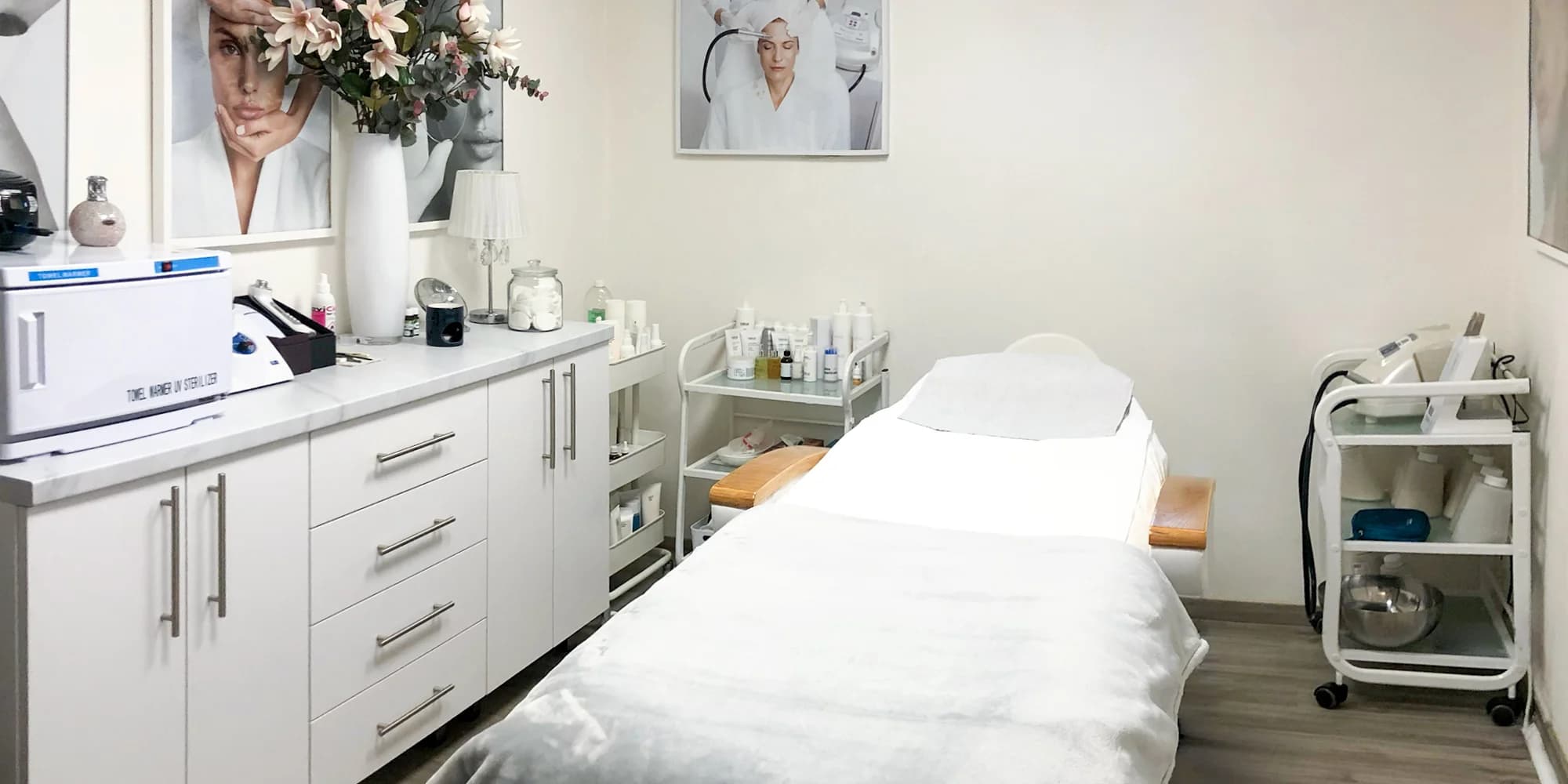 30-60min. olejová masáž dle výběru: regenerační či relaxační