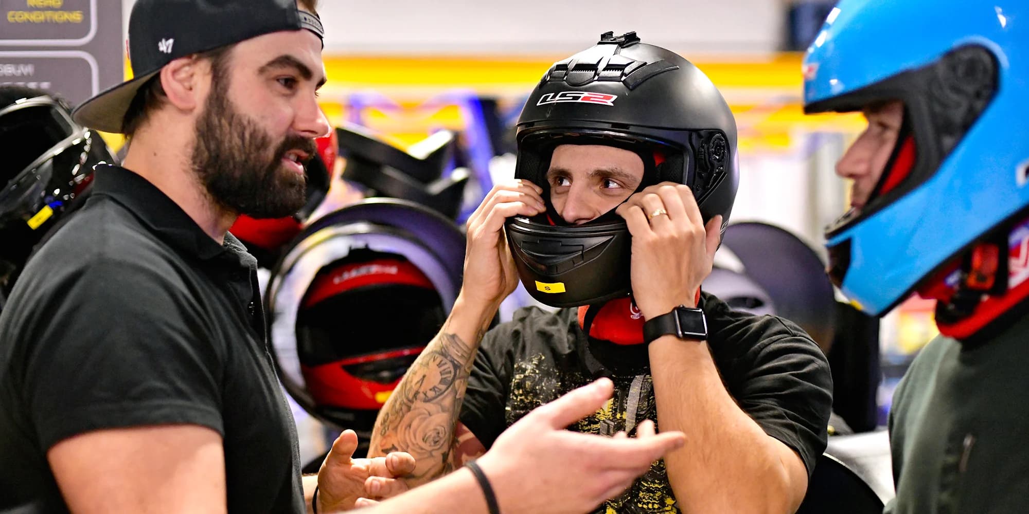 Otevřený voucher na 700 či 1 750 Kč na jízdy v motokárách v CMKarting