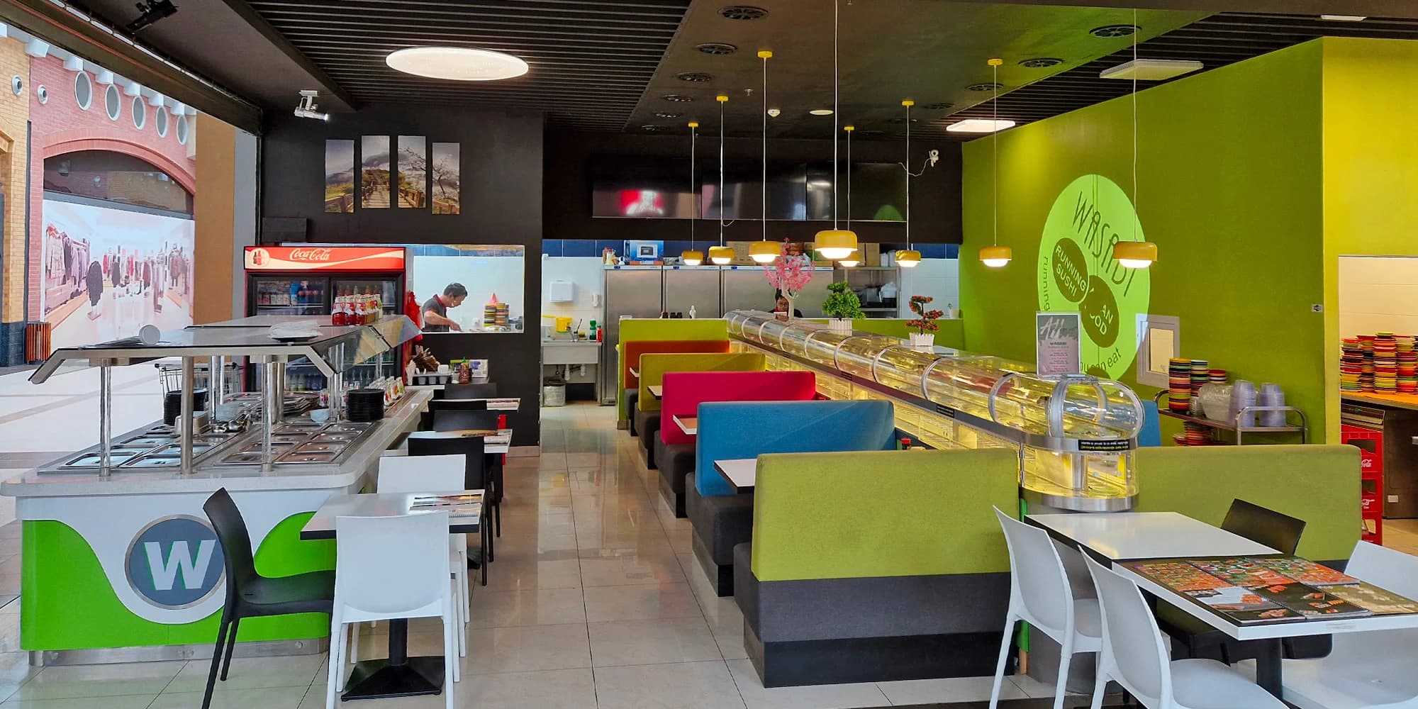 Running sushi ve Wasabi Olomouc: 1,5 hodiny neomezeného hodování pro 1 osobu