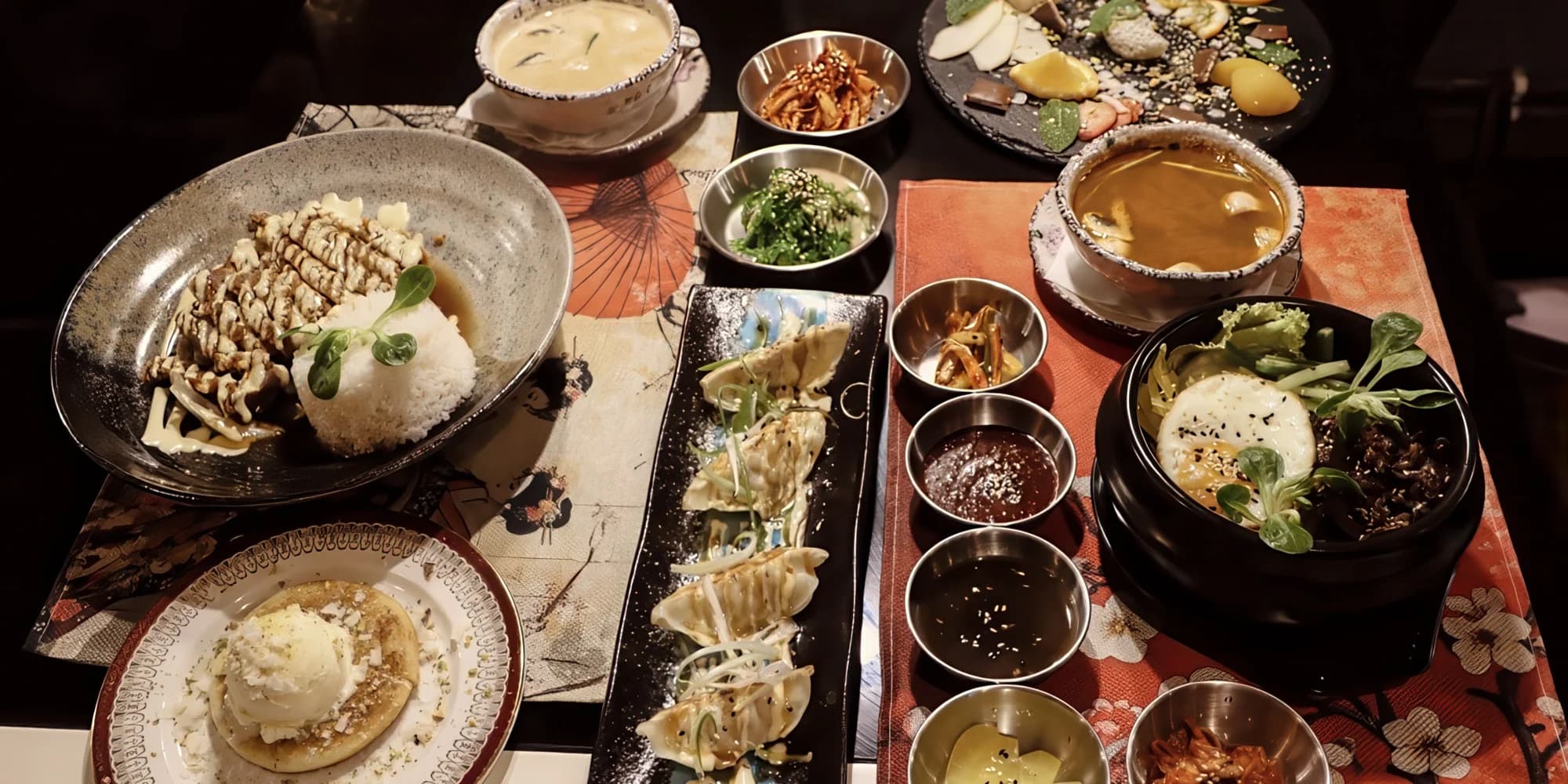 Autentické japonské a korejské menu o pro dva: gyoza, bibimbap i sushi