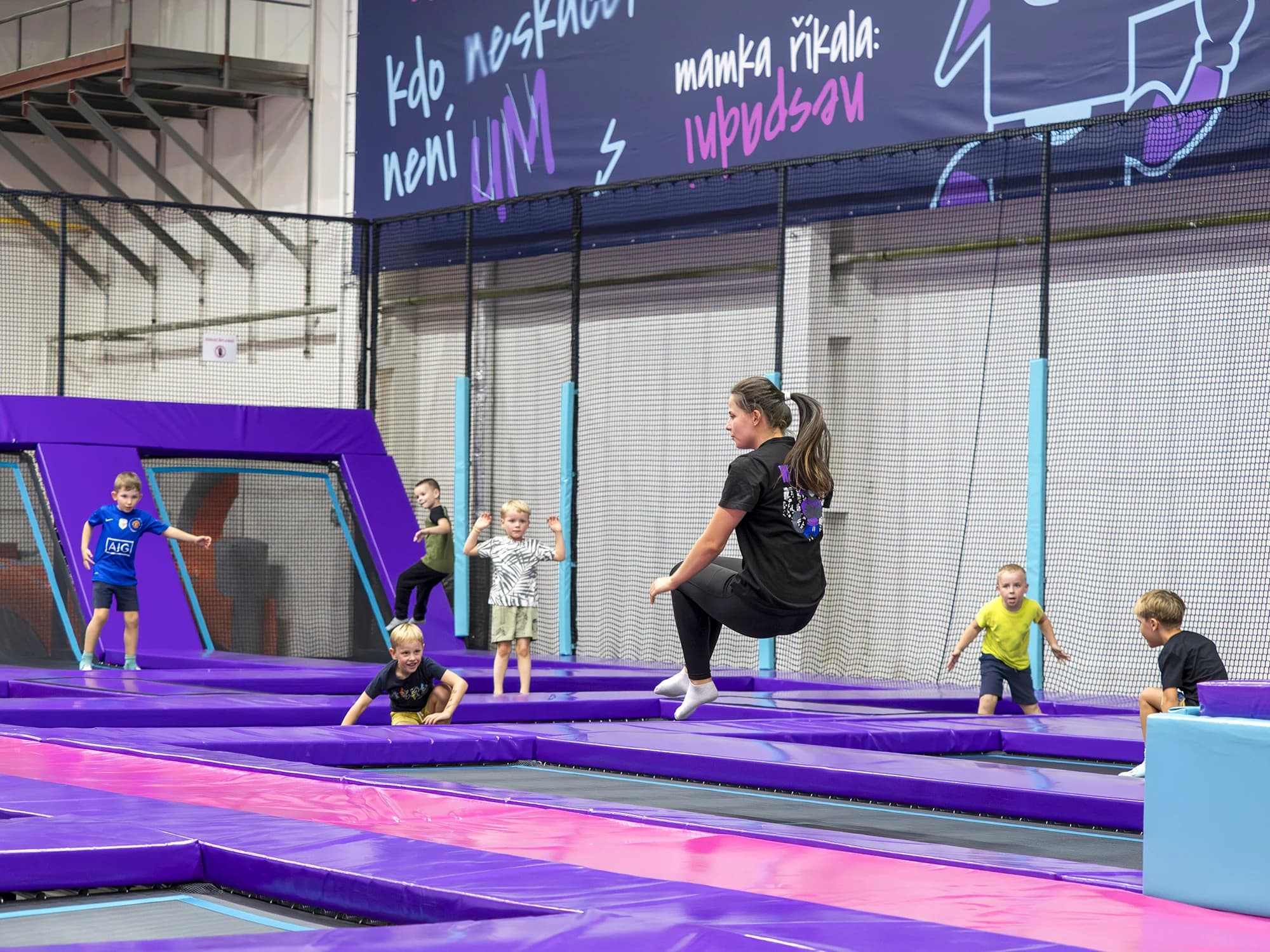 Vstup pro děti do největšího a nejmodernějšího trampolínového parku na Moravě