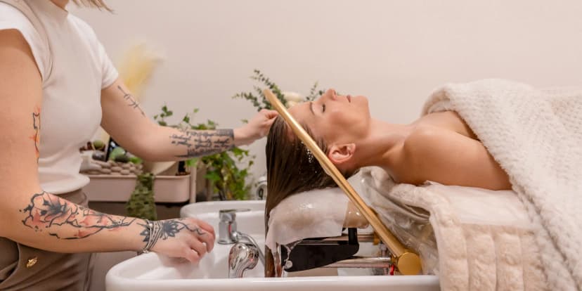 Head spa pro dámy i pány: diagnostika, masáž dekoltu, šíje a hlavy i výživa
