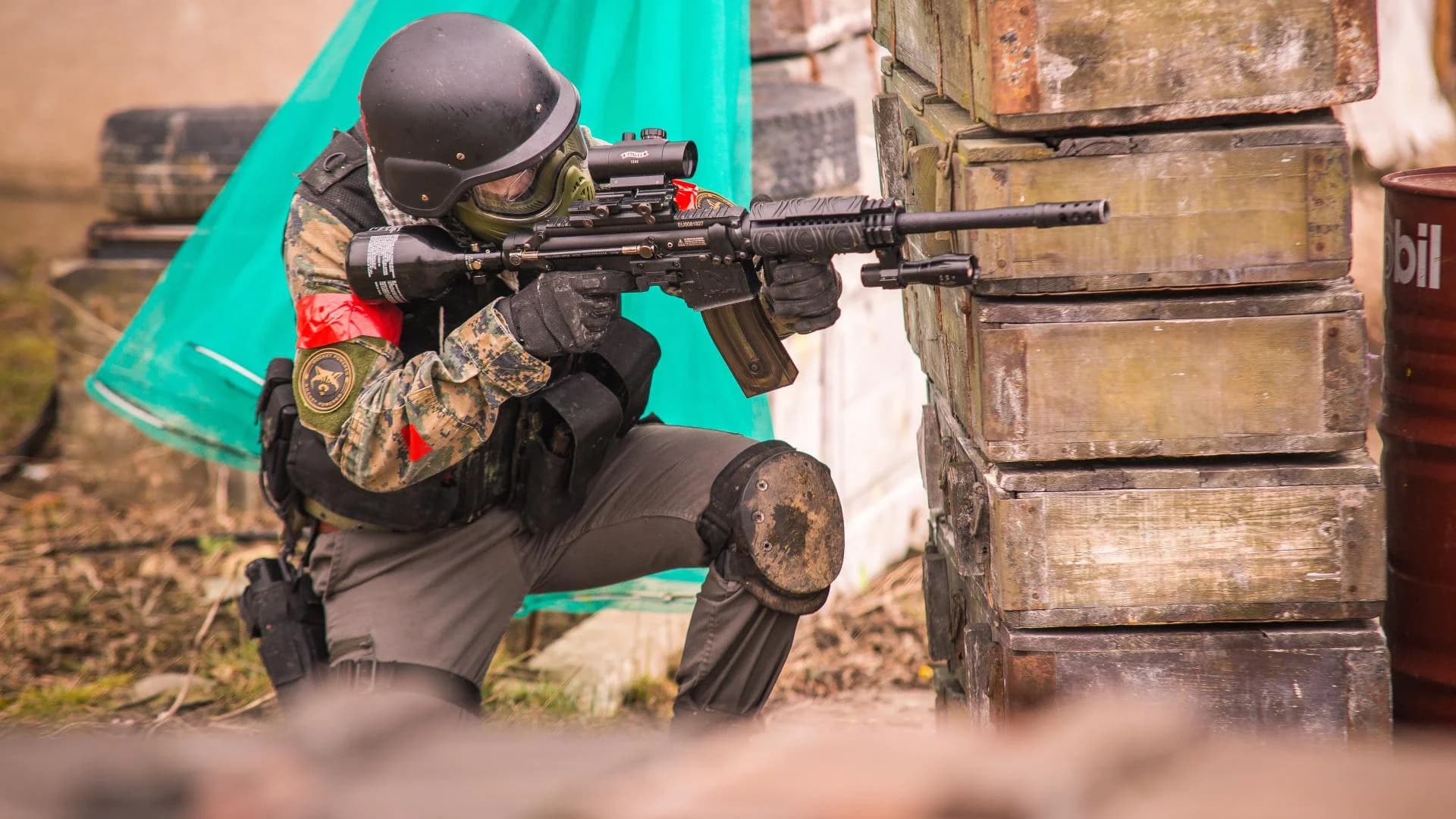 Paintball v areálu o rozloze 6 000 m²: akční hra plná taktiky a adrenalinu