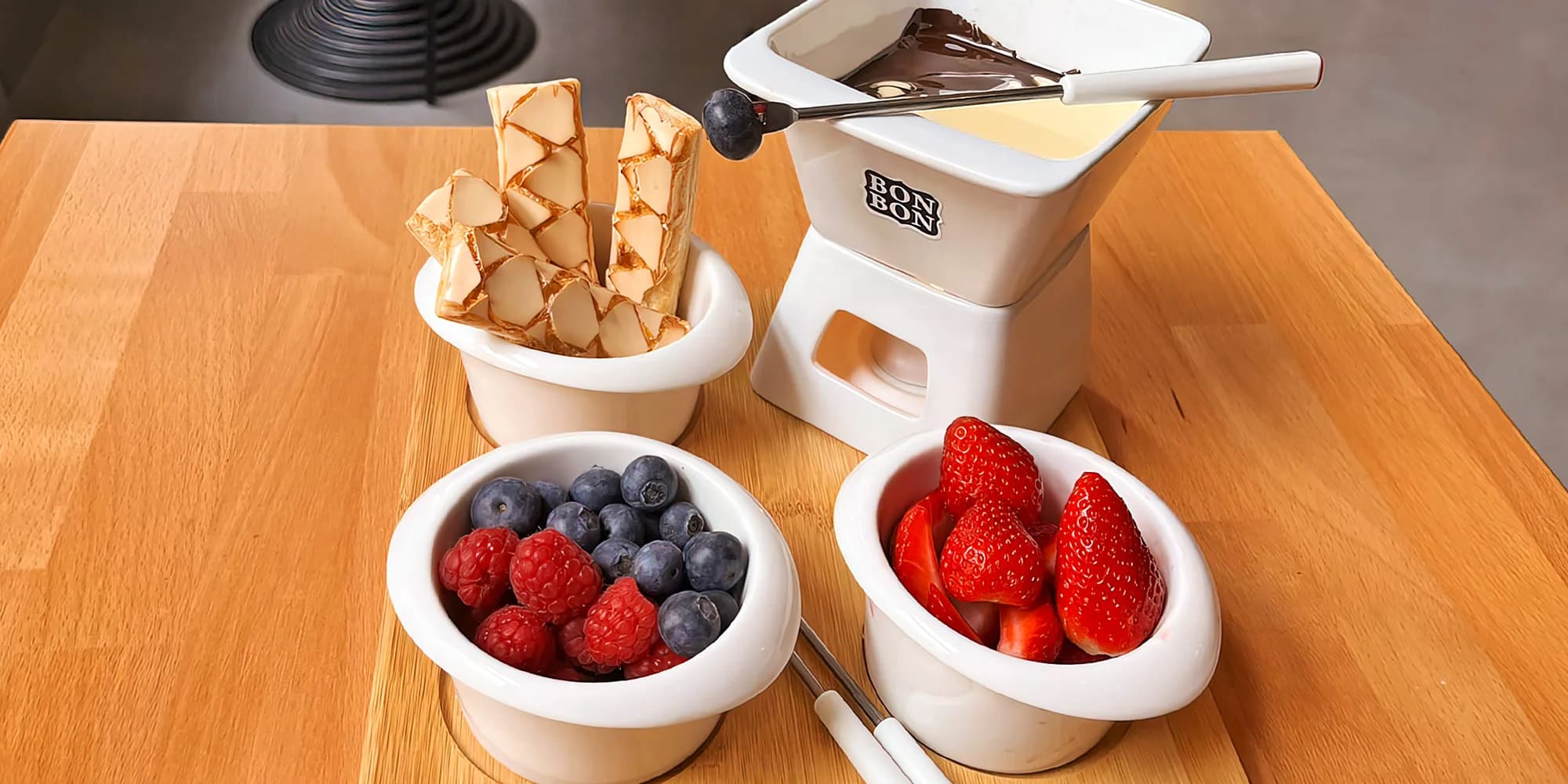 Degustace tří druhů horké čokolády či fondue s lesním ovocem v Chocolaterii Bon Bon pro 2 osoby