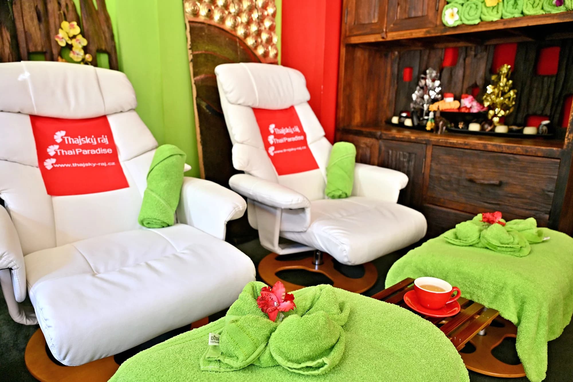 Thajská reflexní masáž nohou: 30 až 60 minut relaxace i možnost permanentky