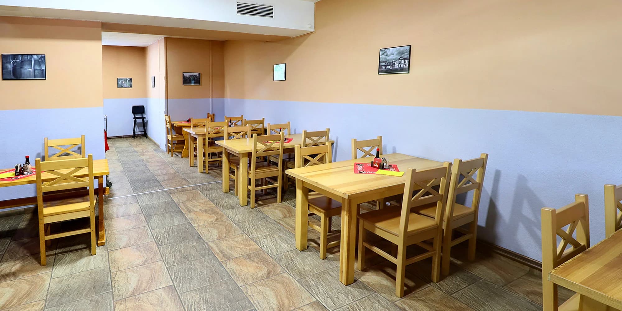 Něco k snědku pro dva i partu: 500 až 2000 g kuřecích řízků s chlebem a oblohou