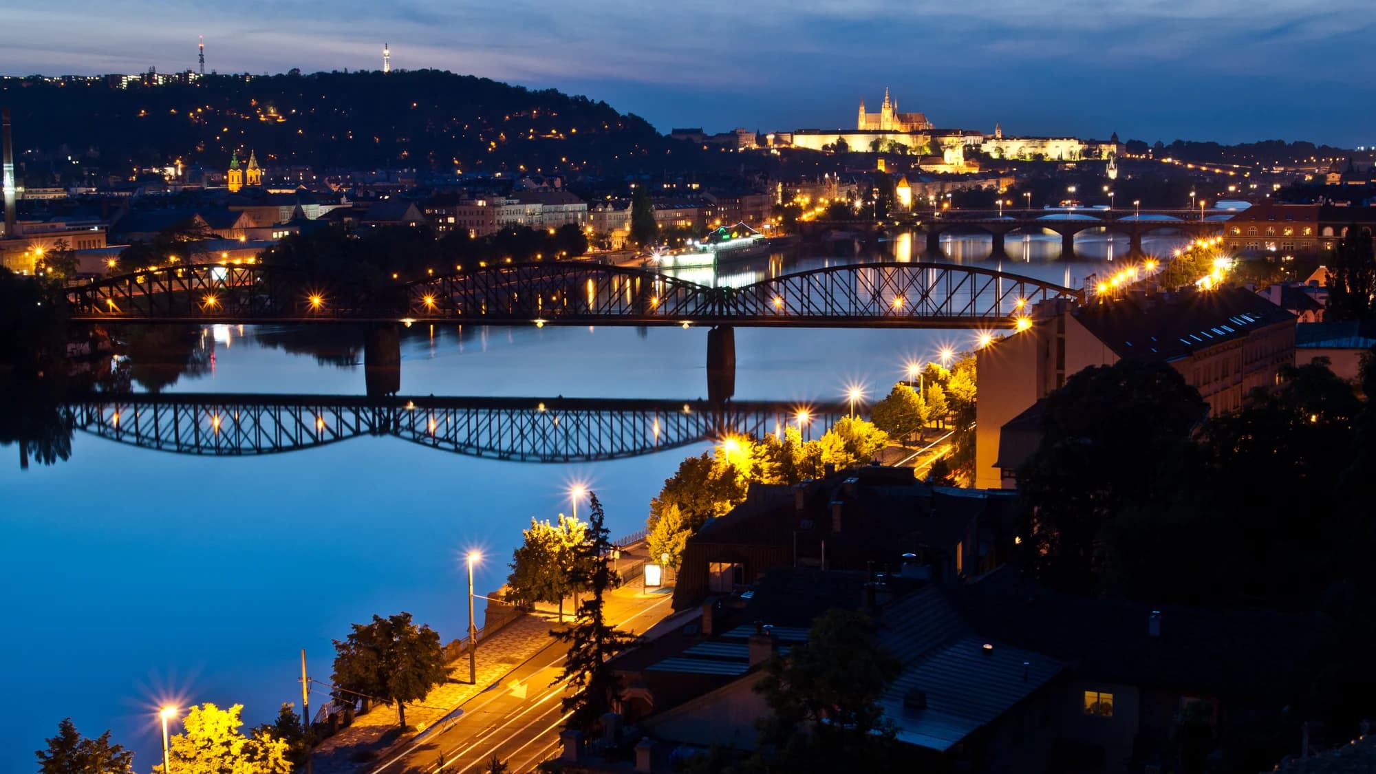 Vyšehradem jinak: 2hod. procházka s průvodcem, 7. 7. 2026 od 17:30