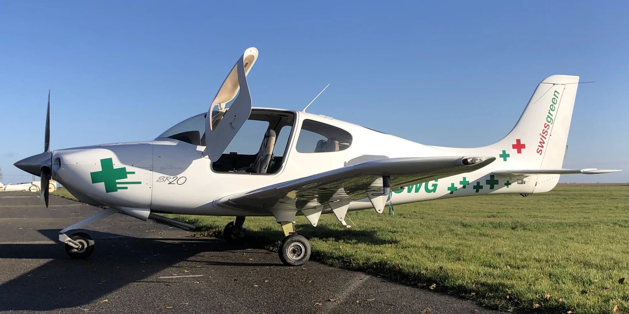Pilotem luxusního letounu Cirrus SR 20 na zkoušku a letenka pro 2 další pasažéry