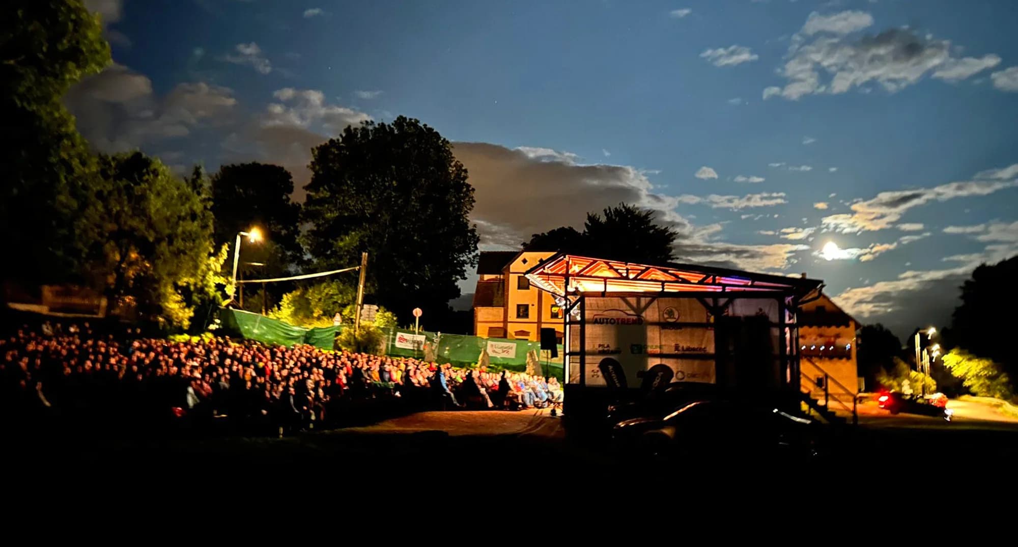 Vstupenky na divadelní a hudební představení v rámci festivalu Křižanské léto