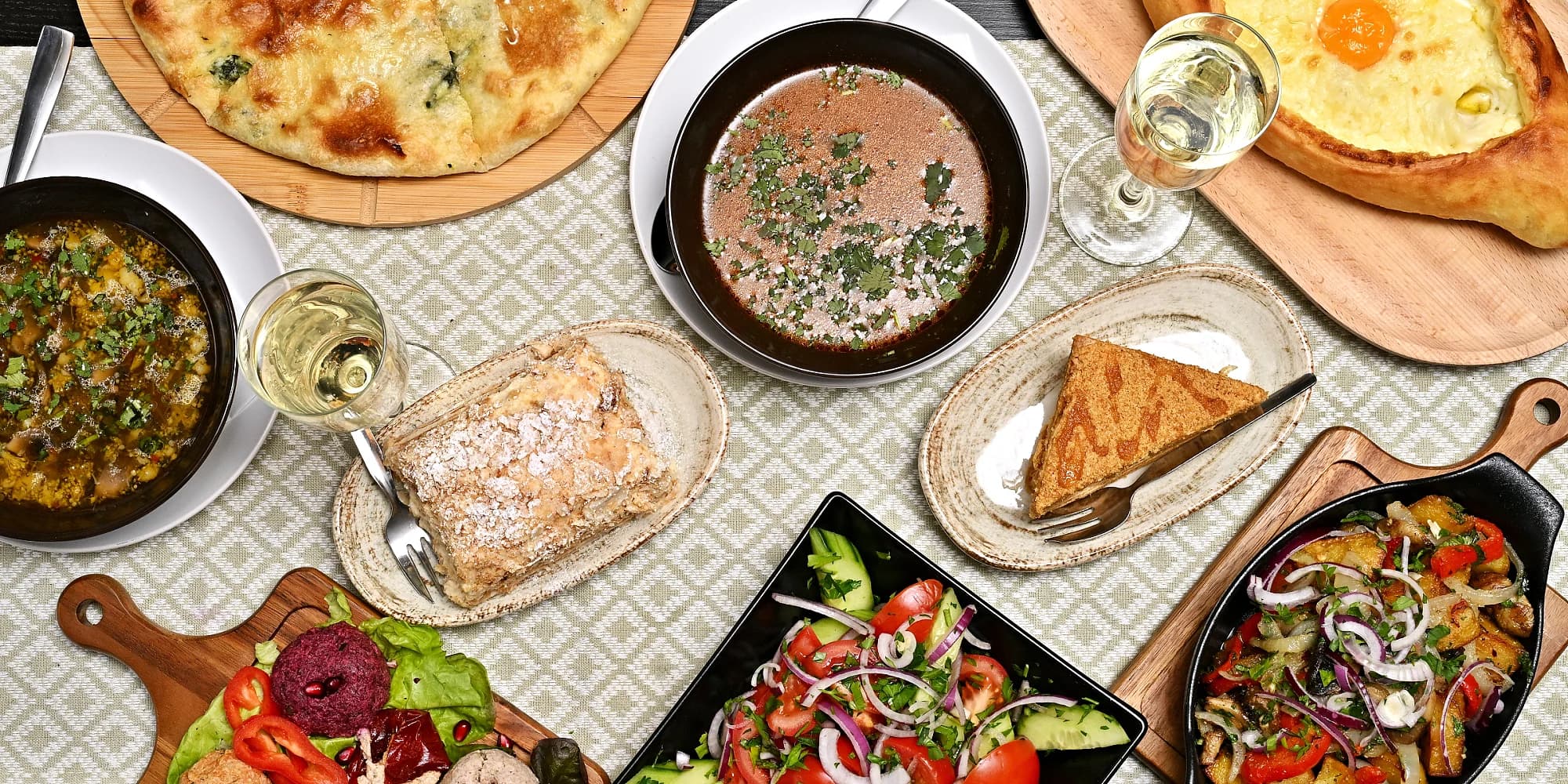Ochutnejte Gruzii: voucher na 500 až 1500 Kč do nově otevřené restaurace v Čakovicích