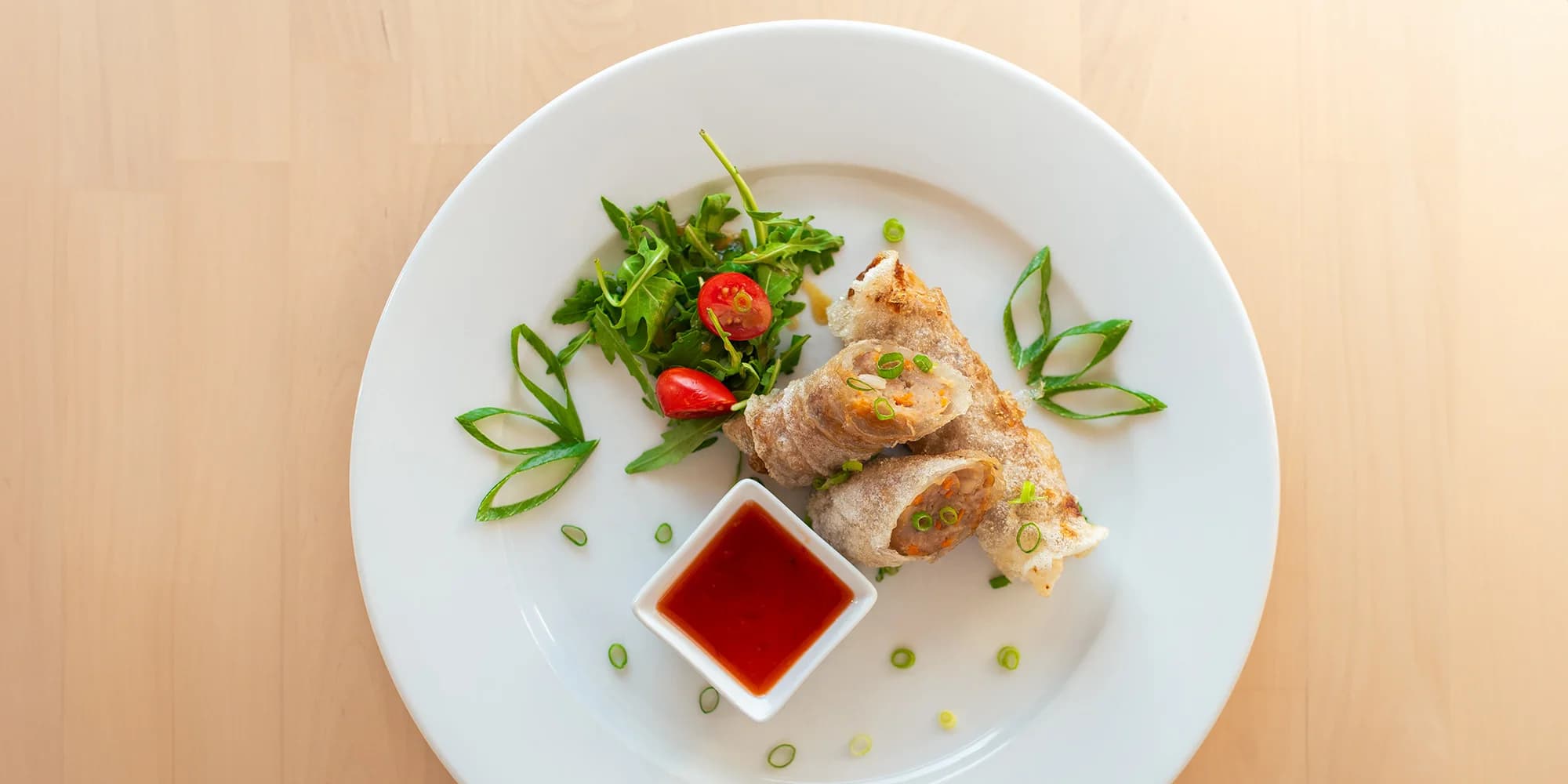 Cesta světem filipínských chutí: 6chodové degustační menu a lahev vína pro 2 osoby