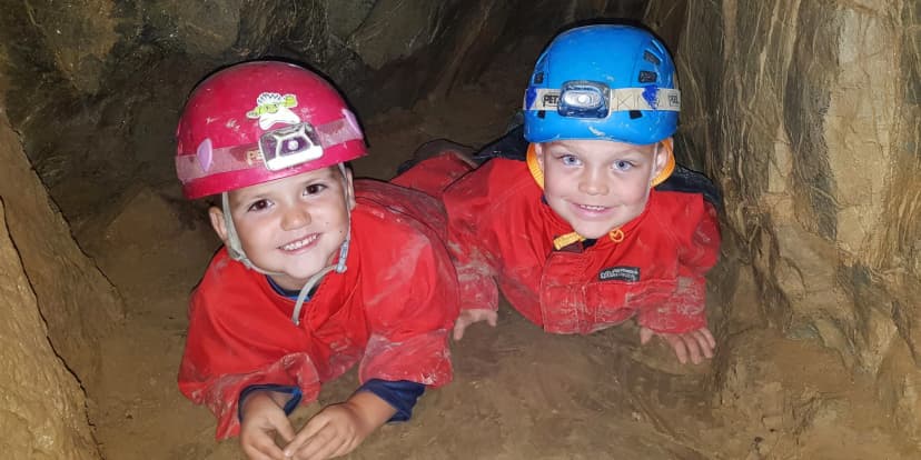 Jeskyňář: netradiční únikovka a jeskynní bojovka v srdci Moravského krasu