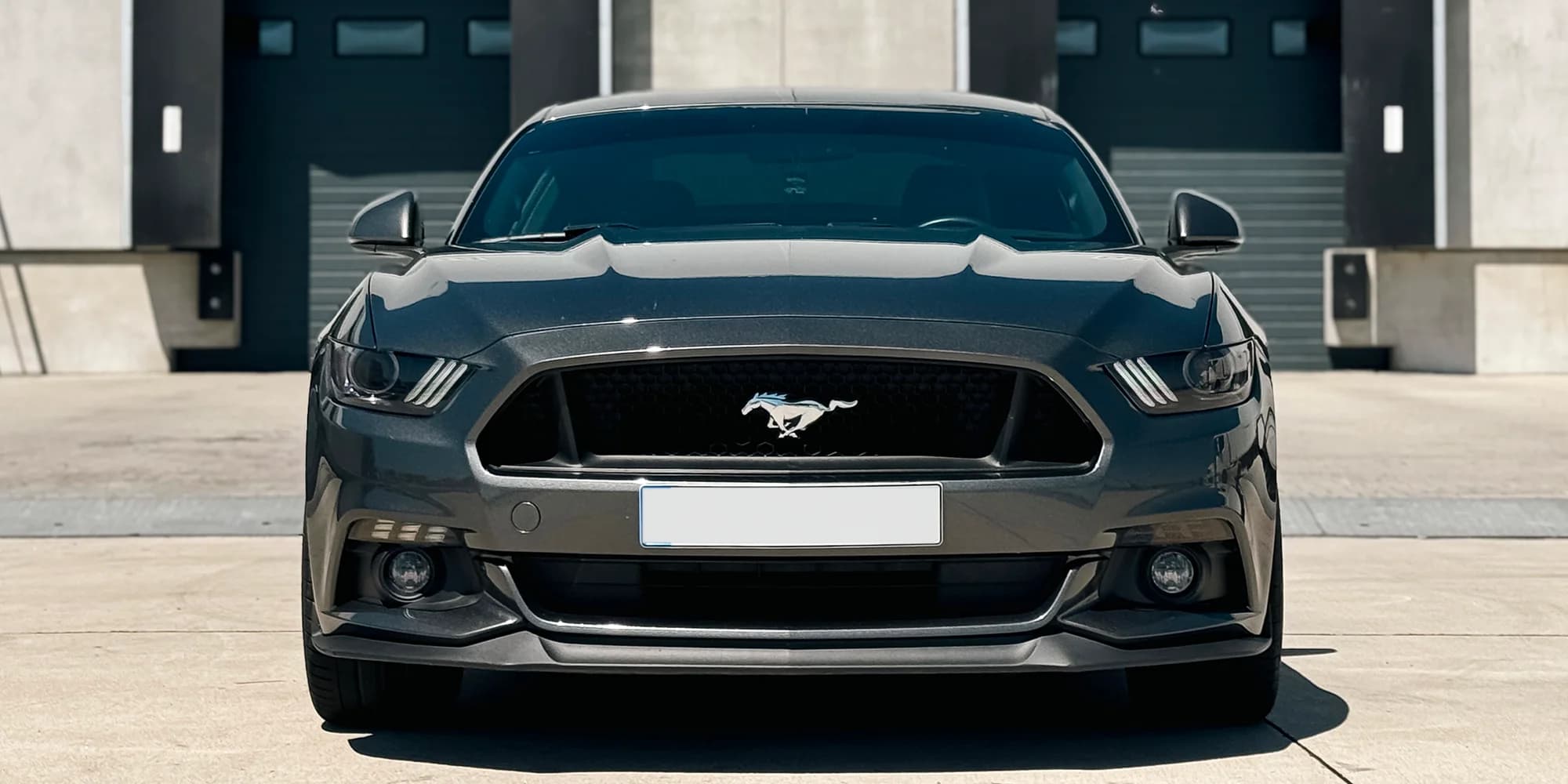 Jízda v ďábelském Fordu Mustang GT 5.0 V8: zapůjčení na 3–72 hod.