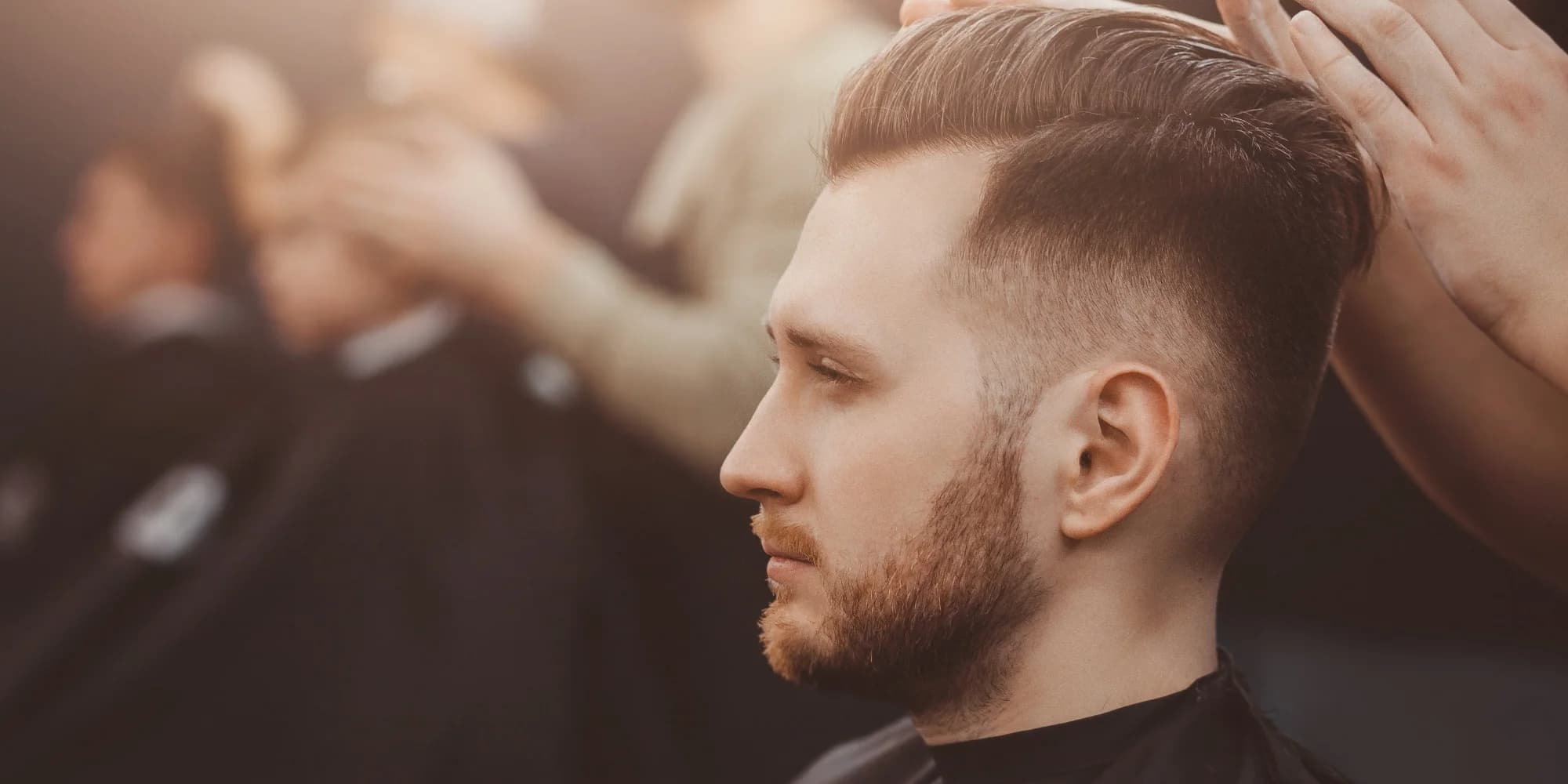 Pánský kompletní střih s foukanou i závěrečným stylingem v salonu na Vinohradech