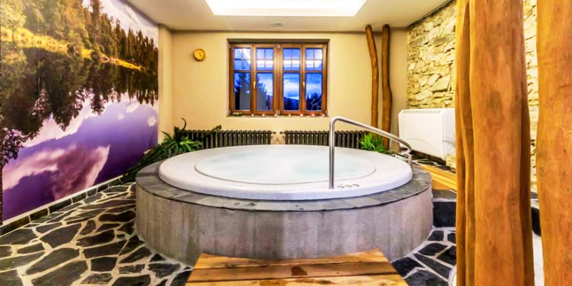 Privátní wellness v tichu hor: vířivka, sauny i ovocná mísa a lahev prosecca