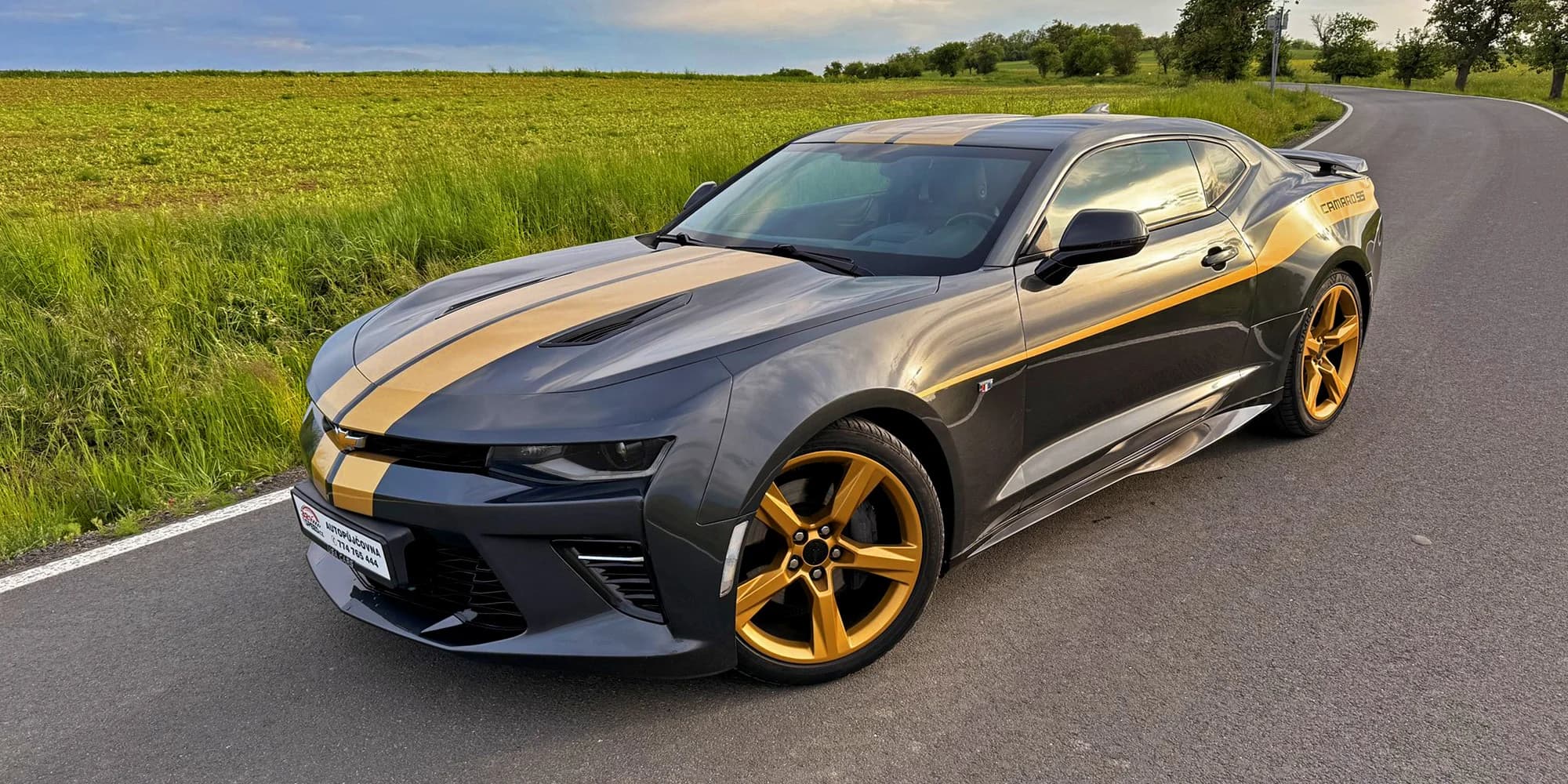 Zapůjčení Chevroletu Camaro SS 6.2 V8 500 koní na 12 či 24 hodin
