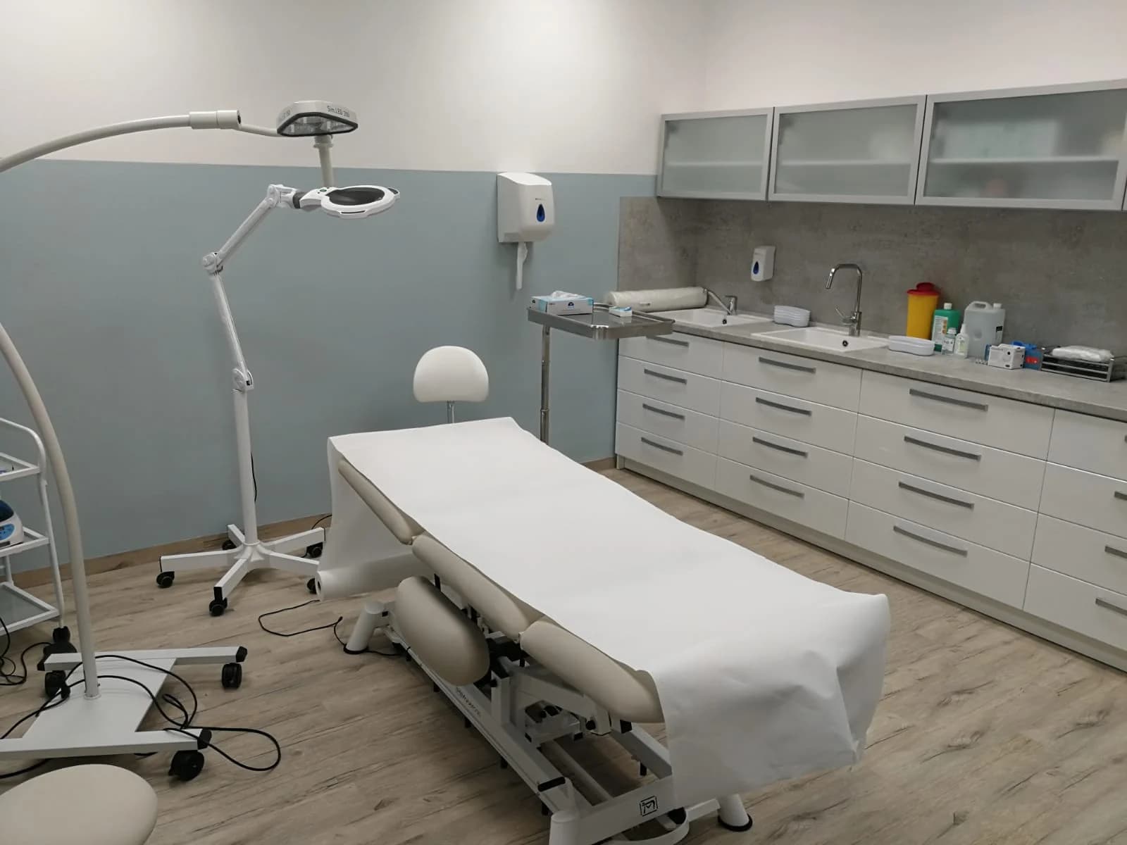 Už žádné vady na kráse: odstranění znamének, pih či bradavic K-laserem