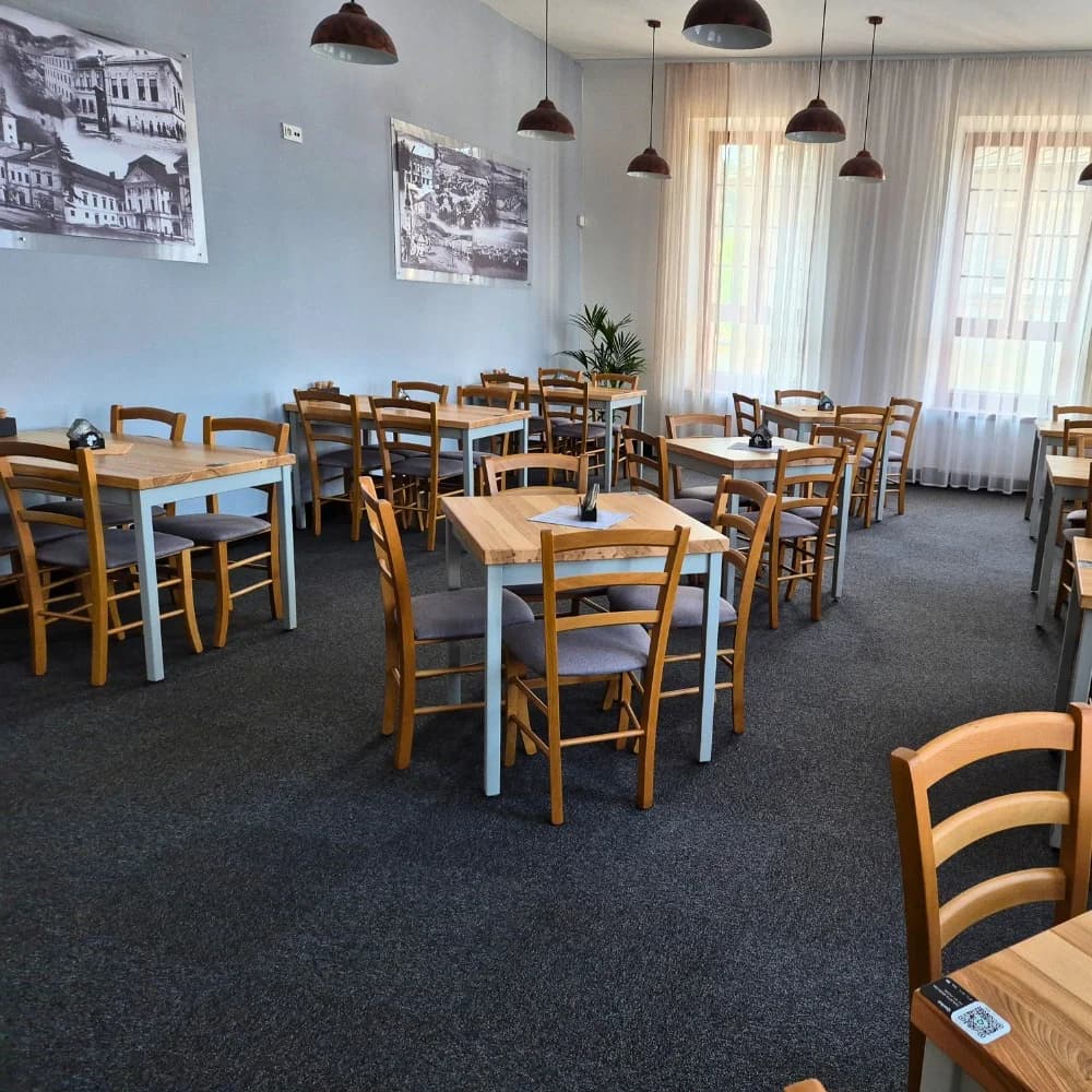 12 Kombo Wings+ hranolky, omáčka a coleslaw v Dělnický dům Odry,JK