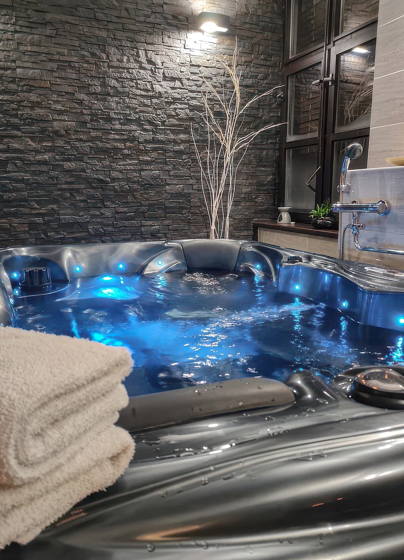 2 hodiny relaxu v privátním wellness: sauna dle výběru, vířivka i klidová zóna