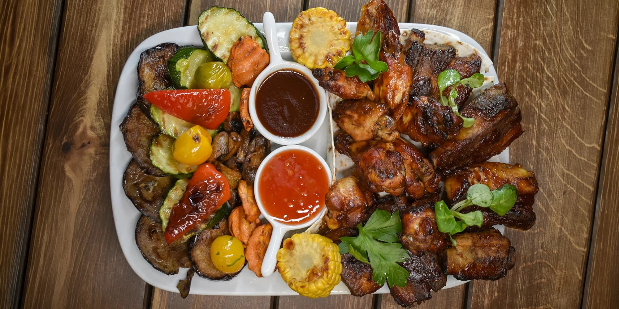 Dejte si do nosu: grilovací, šašlikový či masový set a pivo pro dva v žižkovské pivovarské restauraci