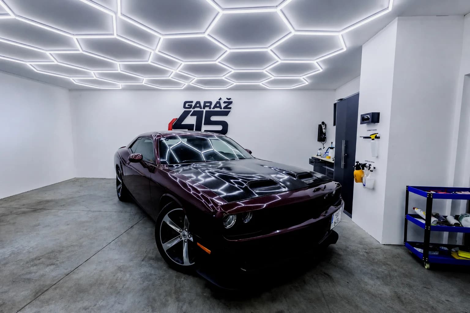 Zapůjčení Dodge Challenger na 24 nebo celý víkend