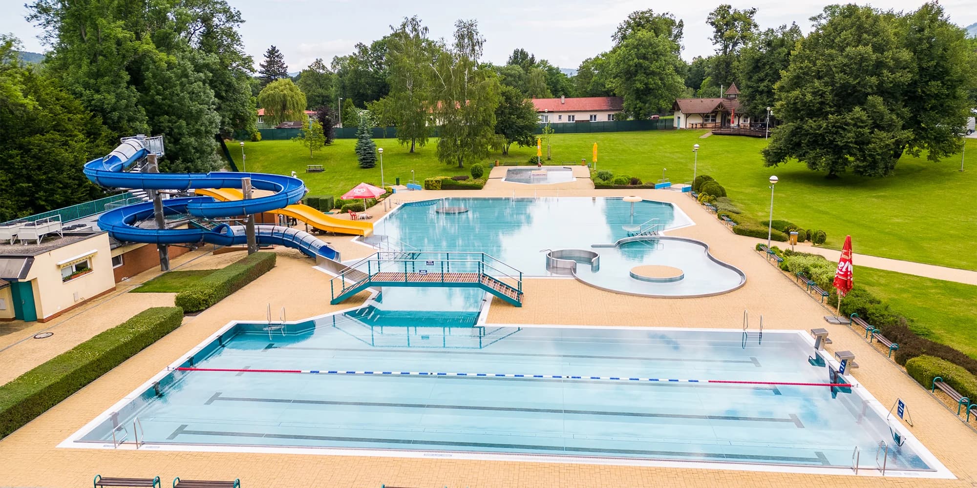 Celodenní vstup do venkovního aquaparku: dospělí, děti či senioři