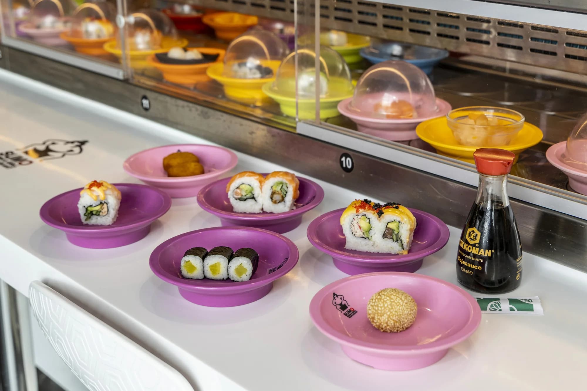 Running sushi v Hradci Králové: 1,5 hod. konzumace asijských pochoutek pro dospělé