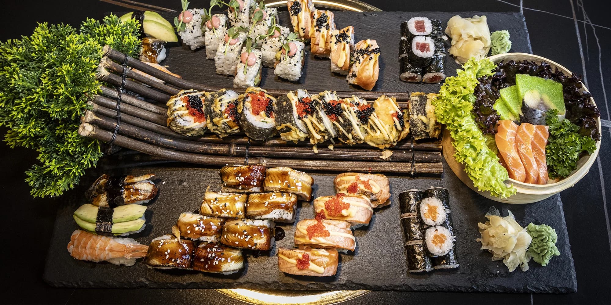 Sety 18-78 kousků sushi v srdci Liberce: maki, nigiri, sashimi i dragon roll
