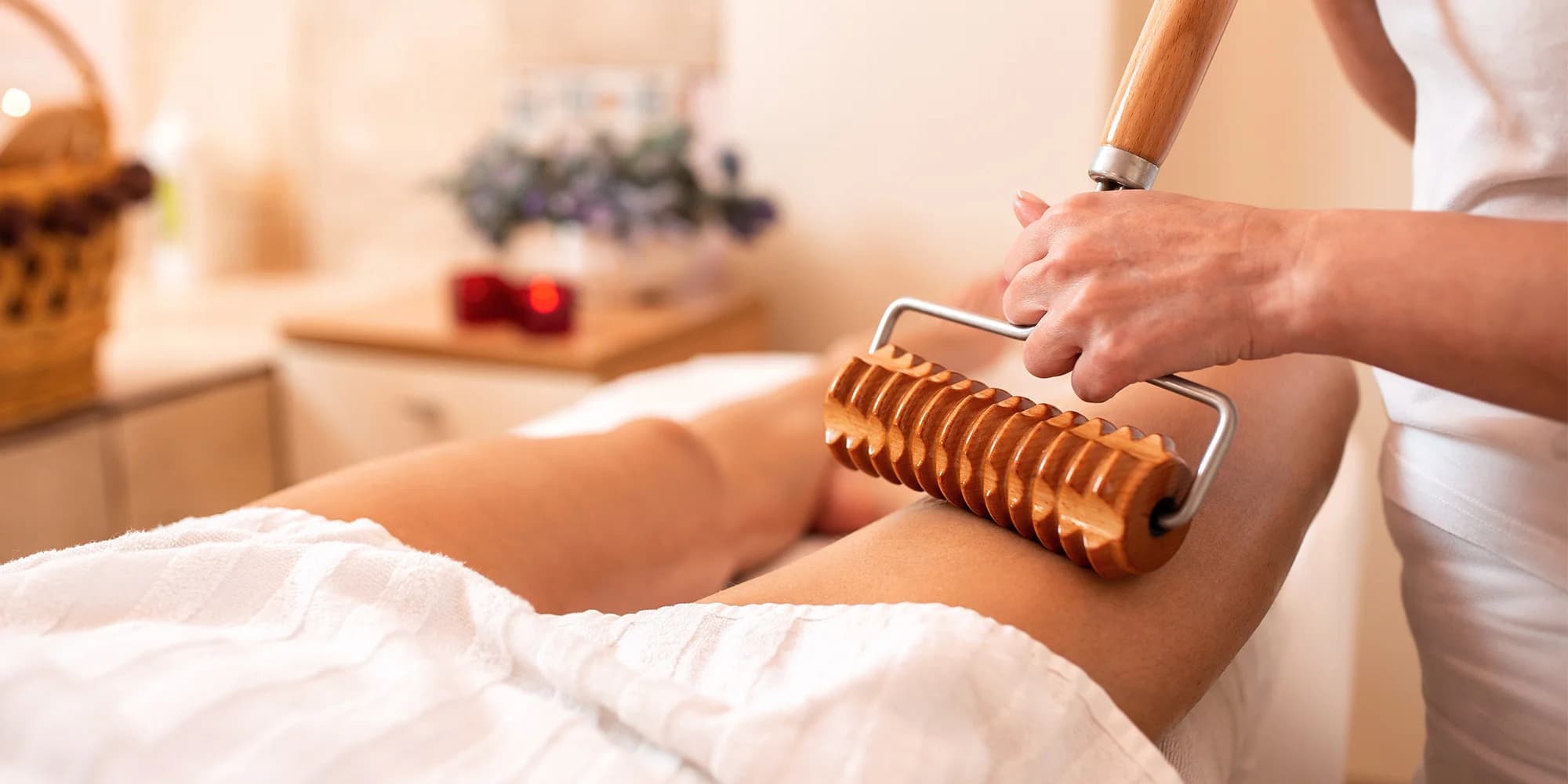 Aroma relaxační masáž, maderoterapie nebo péče o nohy: 60-75 minut