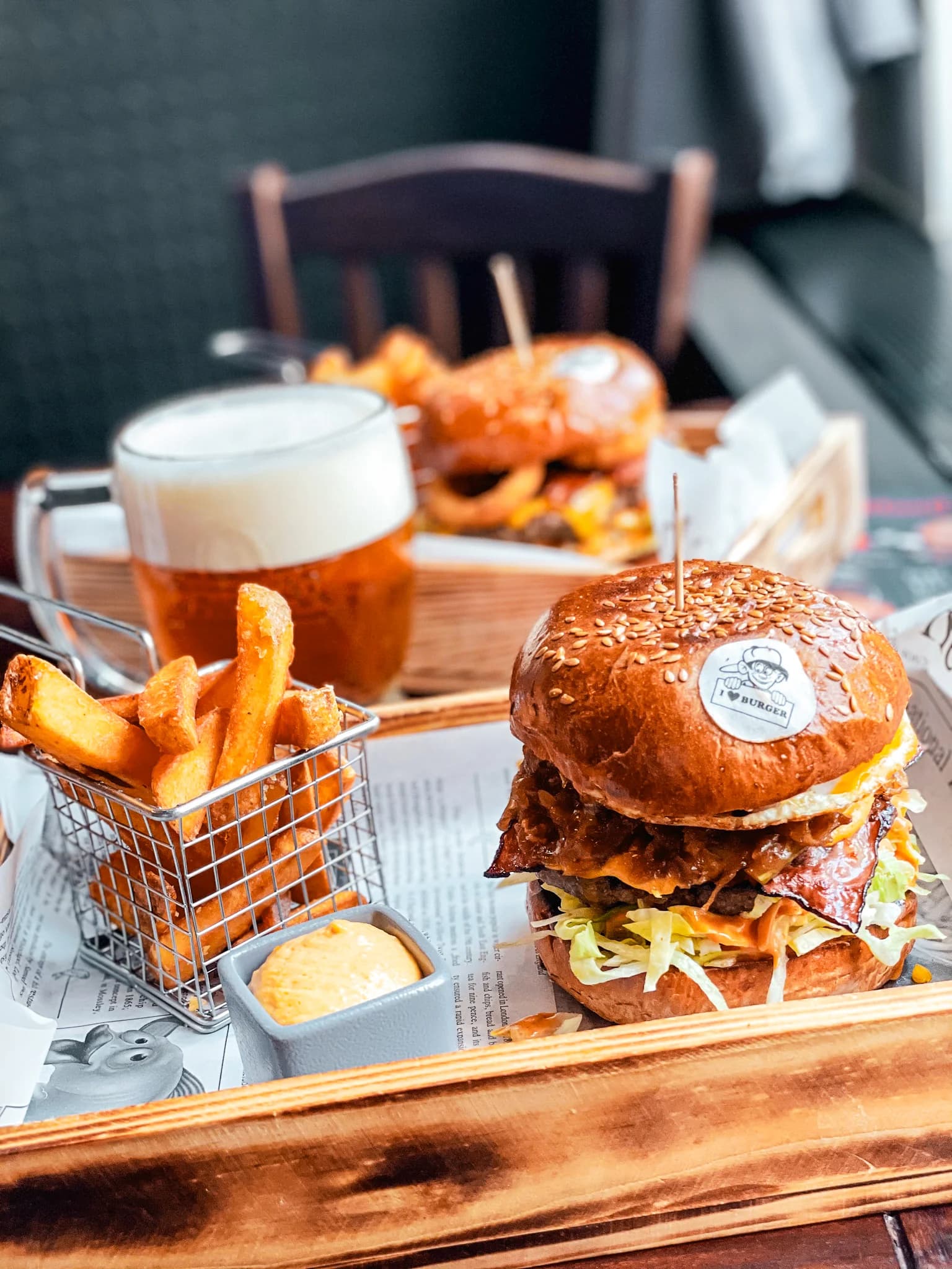 1 nebo 2 burgery dle výběru v prostějovské hasičské restauraci