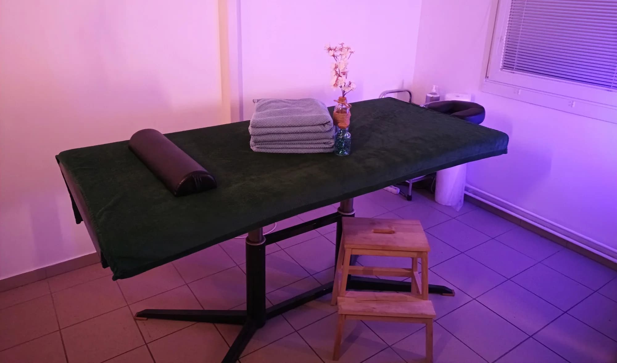 50 minut olejové rekondiční nebo relaxační masáže dle výběru