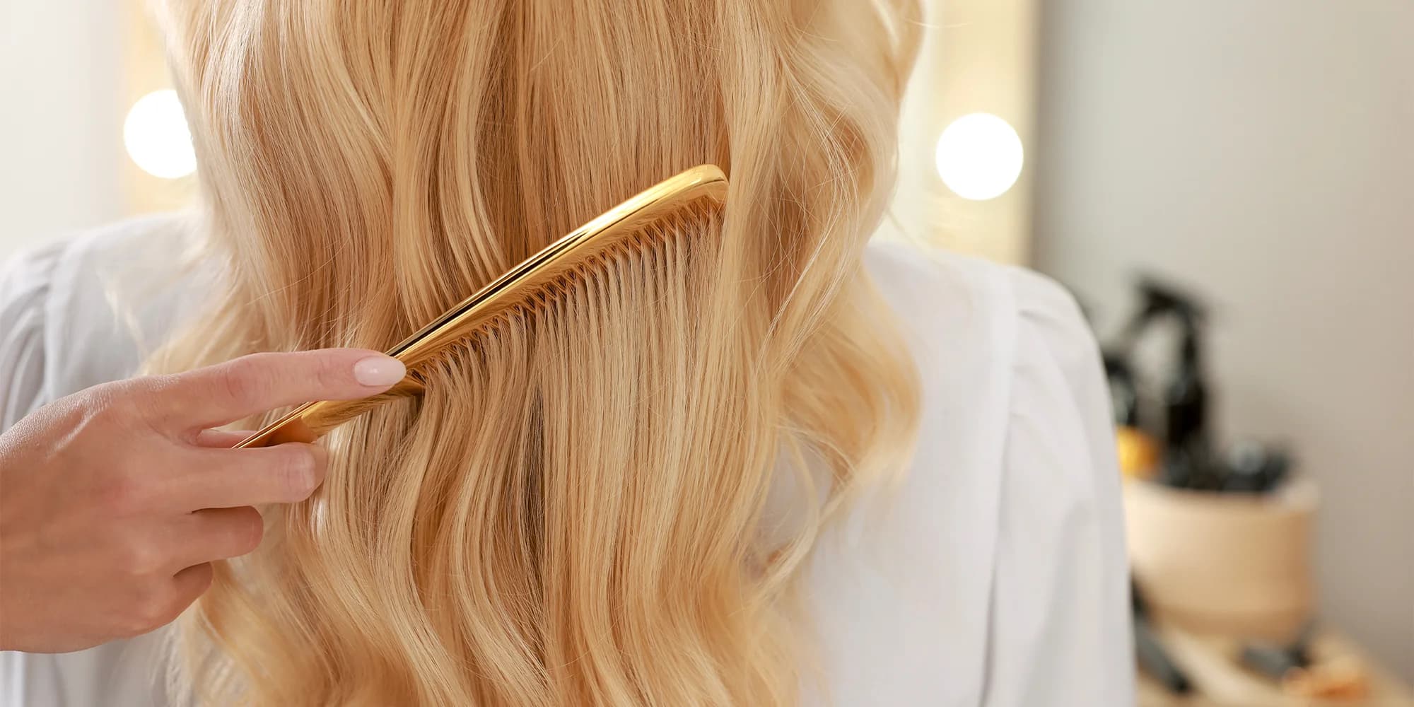 Precizní dámský střih a styling pro krátké, polodlouhé i dlouhé vlasy