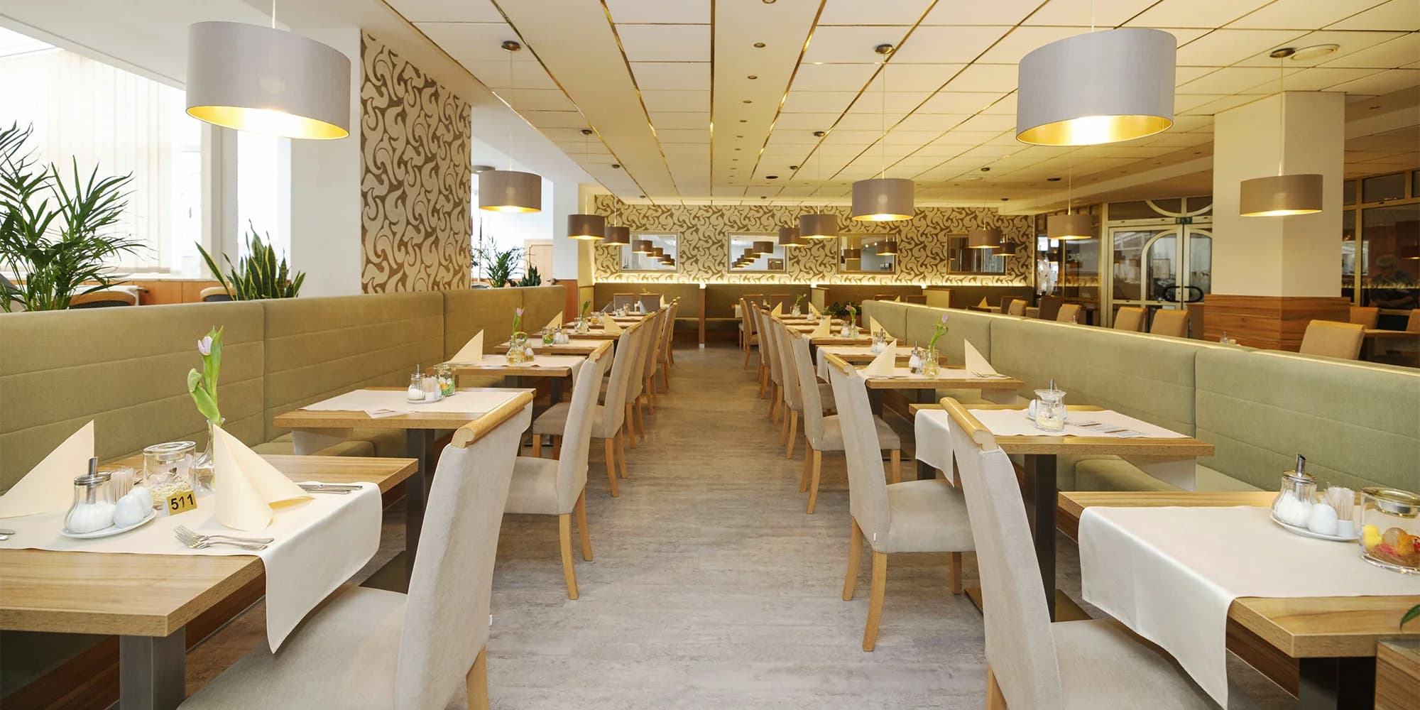 Tříchodové menu pro 2 osoby včetně 2hodinového vstupu do wellness