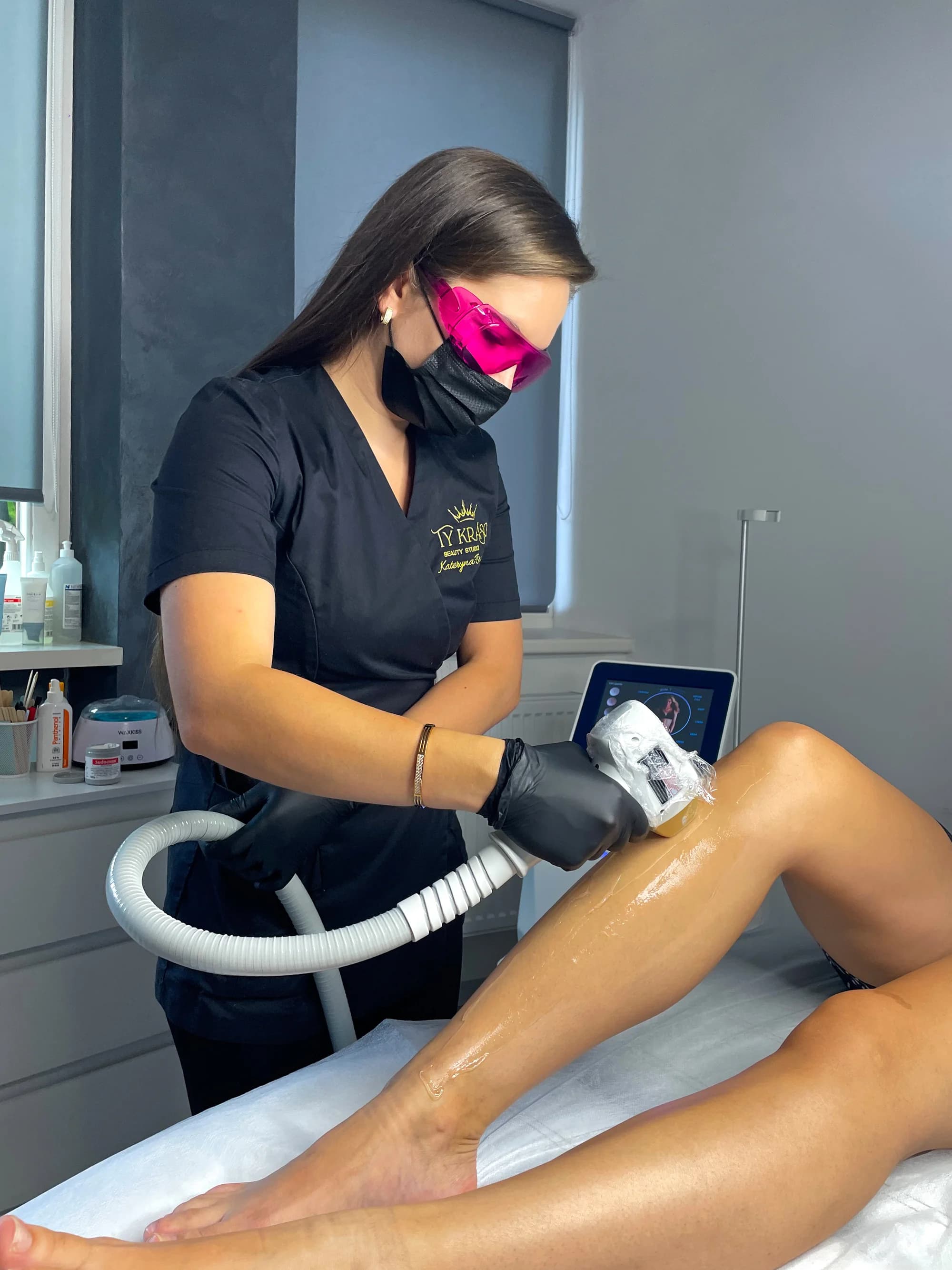 Vstříc hladké pokožce: laserová epilace – obličej, podpaží, břicho, bikiny a další oblasti